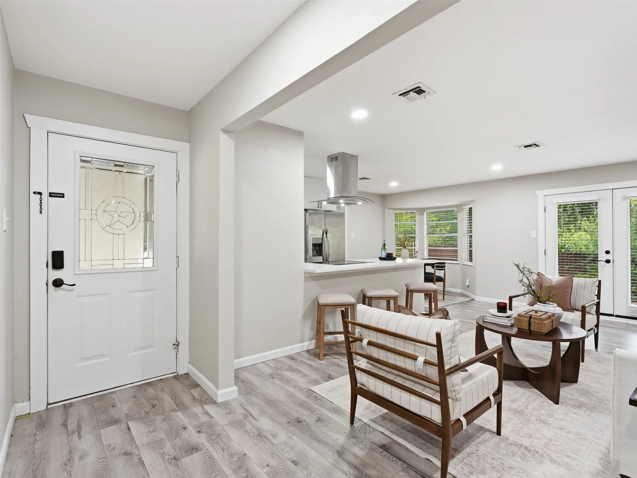 Single Family Residence For Sale in Parker County , 1213 Vivienne Street, Weatherford, Texas 76086, 4 Bedroom, 3 Bathroom, Garage spaces, 1,747 Sqft, built in 1979, mls#21311668, Real Estate Agent in Weatherford, Homes For Sale in Parker county, Homes For Sale in Weatherford, Realtor in Weatherford Texas, Real Estate Brokerage Independent Realty Texas, Luminita Cordes Realtor