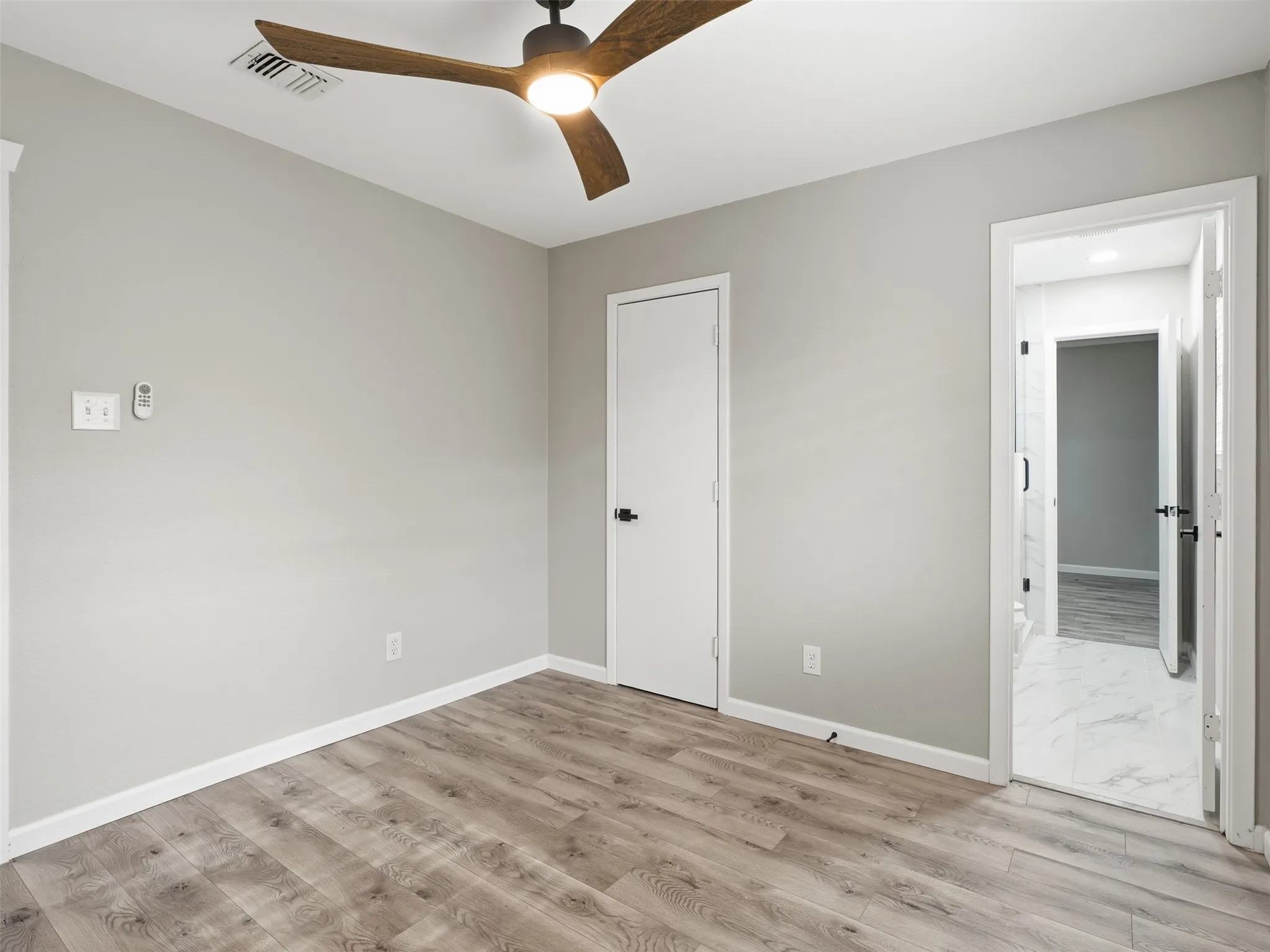Single Family Residence For Sale in Parker County , 1213 Vivienne Street, Weatherford, Texas 76086, 4 Bedroom, 3 Bathroom, Garage spaces, 1,747 Sqft, built in 1979, mls#21311668, Real Estate Agent in Weatherford, Homes For Sale in Parker county, Homes For Sale in Weatherford, Realtor in Weatherford Texas, Real Estate Brokerage Independent Realty Texas, Luminita Cordes Realtor