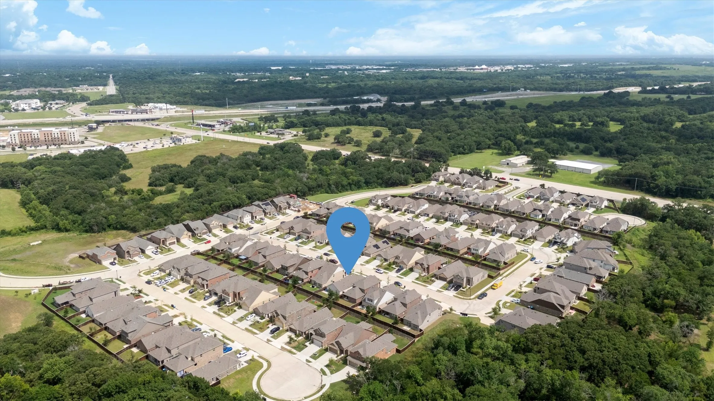 Single Family Residence For Sale in Grayson County , 3916 Oak Creek Circle, Denison, Texas 75020, 3 Bedroom, 2 Bathroom, 2 Garage spaces, 1,517 Sqft, built in 2021, mls#21311432, Real Estate Agent in Denison, Homes For Sale in Grayson county, Homes For Sale in Denison, Realtor in Denison Texas, Real Estate Brokerage Independent Realty Texas, Luminita Cordes Realtor
