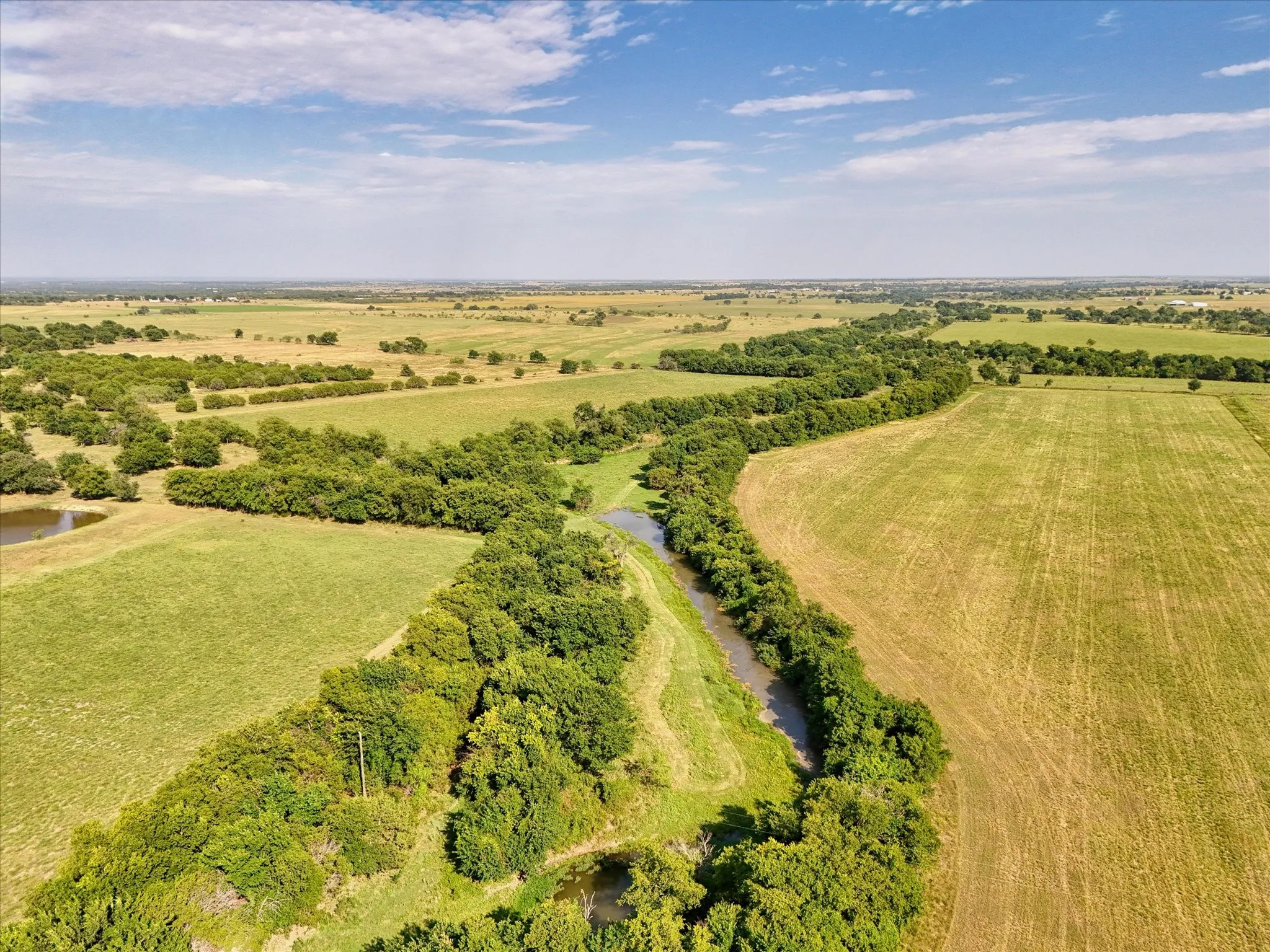 Farm For Sale in Bosque County , 362 County Road 3230, Clifton, Texas 76634, 2 Bedroom, 2 Bathroom, Garage spaces, 1,408 Sqft, built in 1945, mls#21313080, Real Estate Agent in Clifton, Homes For Sale in Bosque county, Homes For Sale in Clifton, Realtor in Clifton Texas, Real Estate Brokerage Independent Realty Texas, Luminita Cordes Realtor