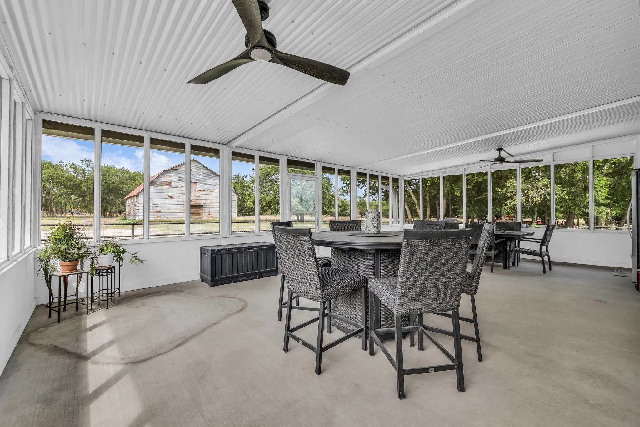 Farm For Sale in Bosque County , 362 County Road 3230, Clifton, Texas 76634, 2 Bedroom, 2 Bathroom, Garage spaces, 1,408 Sqft, built in 1945, mls#21313080, Real Estate Agent in Clifton, Homes For Sale in Bosque county, Homes For Sale in Clifton, Realtor in Clifton Texas, Real Estate Brokerage Independent Realty Texas, Luminita Cordes Realtor