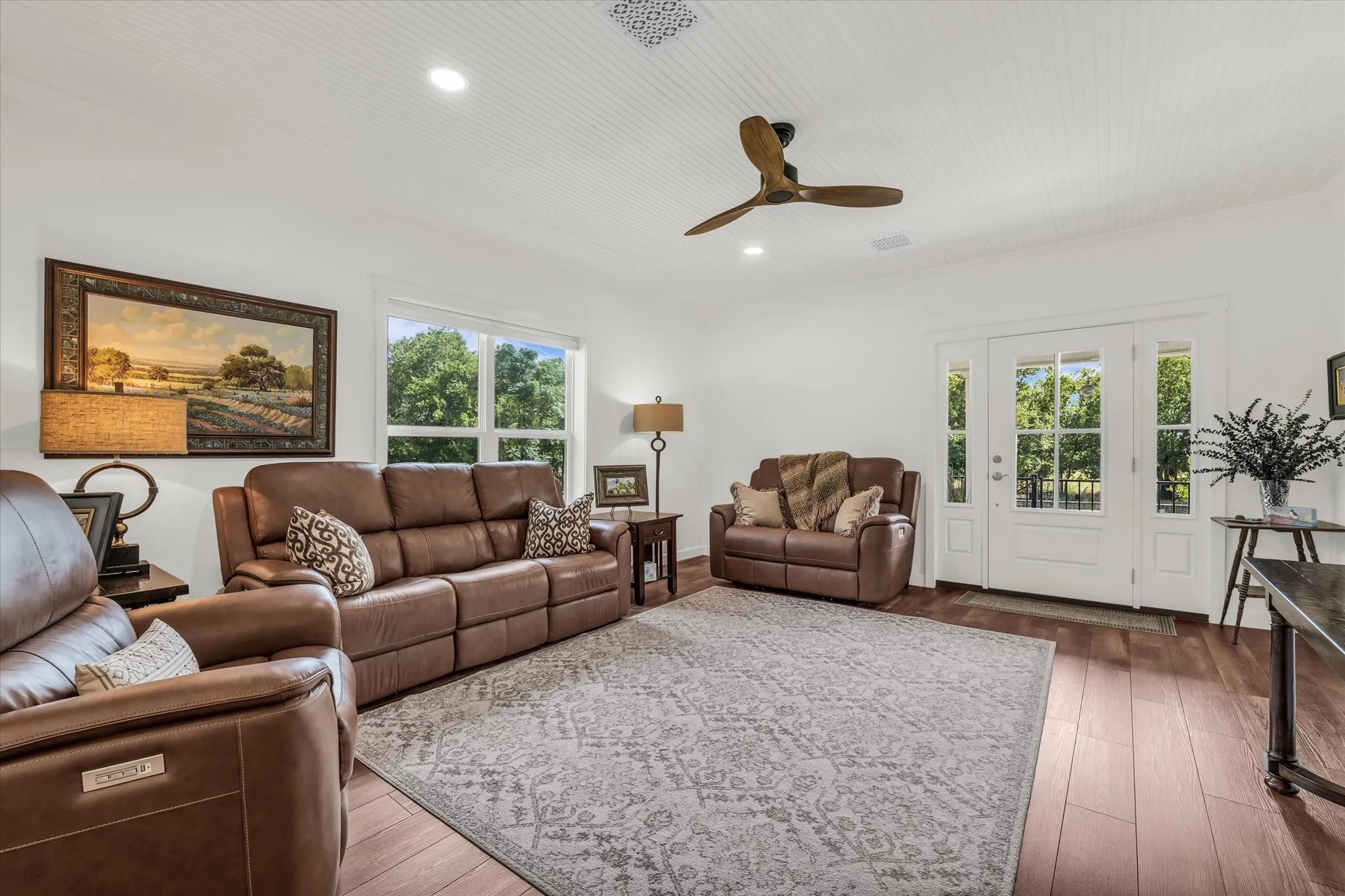 Farm For Sale in Bosque County , 362 County Road 3230, Clifton, Texas 76634, 2 Bedroom, 2 Bathroom, Garage spaces, 1,408 Sqft, built in 1945, mls#21313080, Real Estate Agent in Clifton, Homes For Sale in Bosque county, Homes For Sale in Clifton, Realtor in Clifton Texas, Real Estate Brokerage Independent Realty Texas, Luminita Cordes Realtor