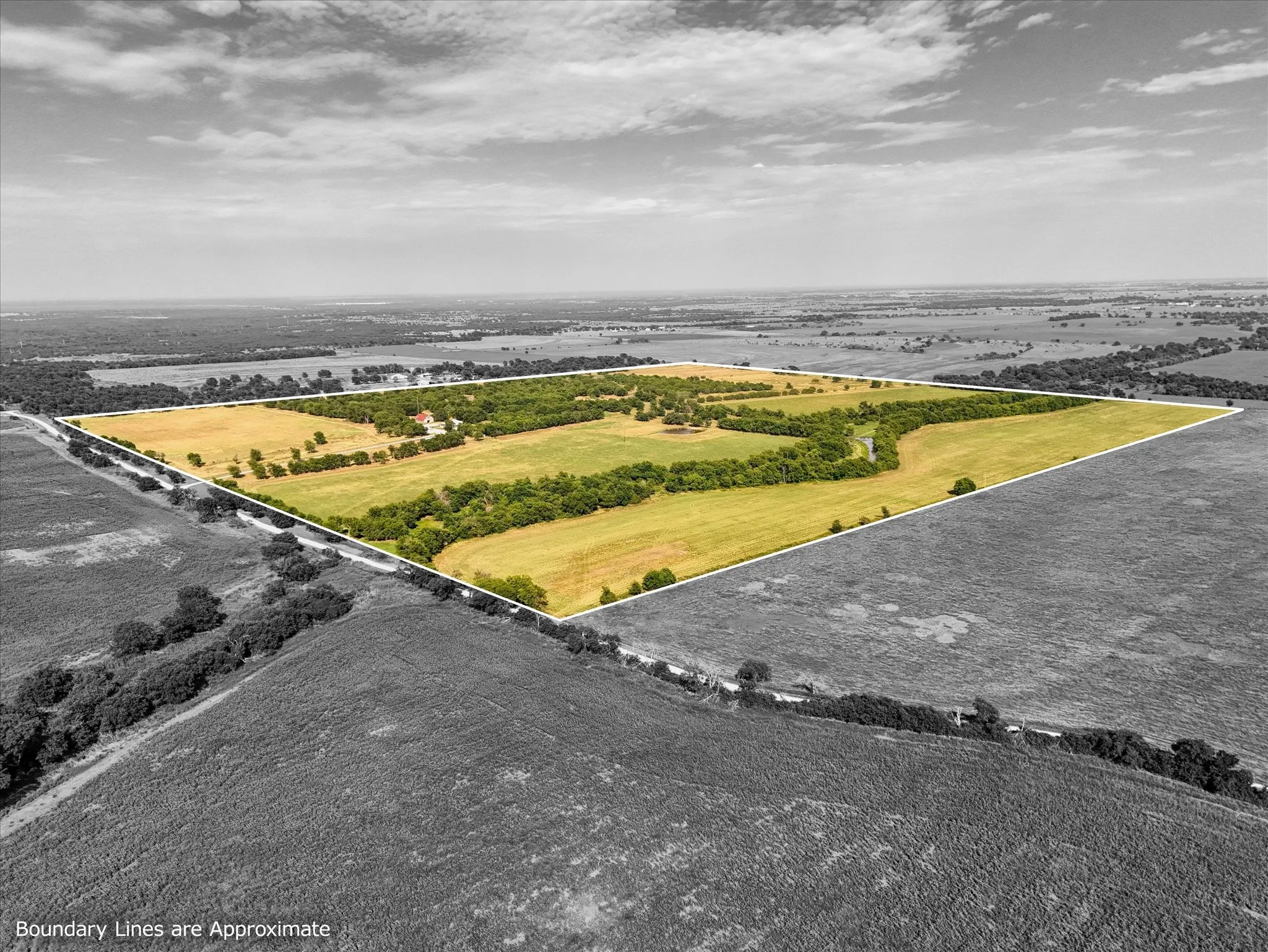 Farm For Sale in Bosque County , 362 County Road 3230, Clifton, Texas 76634, 2 Bedroom, 2 Bathroom, Garage spaces, 1,408 Sqft, built in 1945, mls#21313080, Real Estate Agent in Clifton, Homes For Sale in Bosque county, Homes For Sale in Clifton, Realtor in Clifton Texas, Real Estate Brokerage Independent Realty Texas, Luminita Cordes Realtor