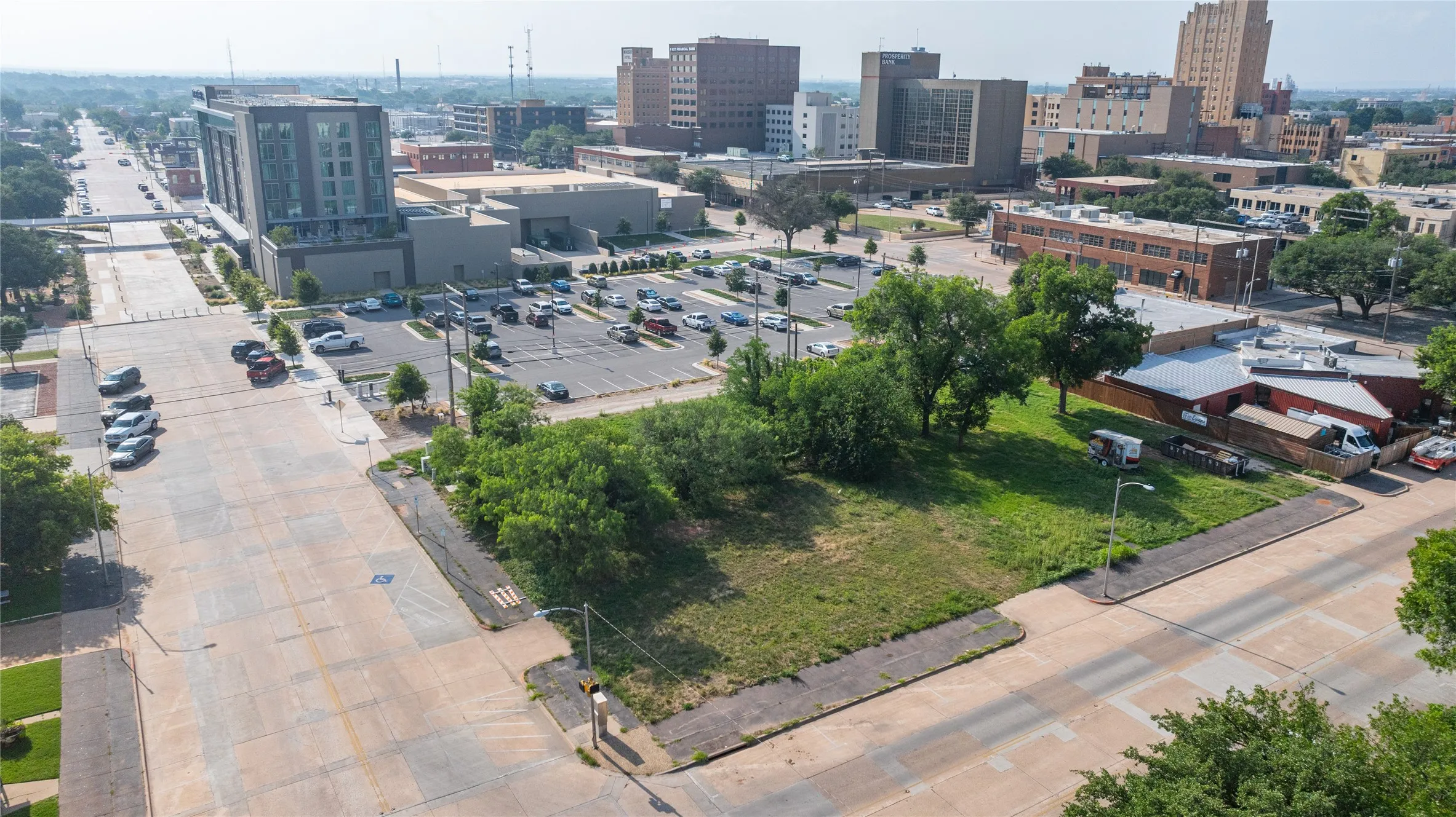 Unimproved Land For Sale in Taylor County , 1235 N 6th Street, Abilene, Texas 79601, 0, 0, Garage spaces, 0 Sqft, built in 1900, Price $350,000, mls#21313054, Real Estate Agent in Abilene, Homes For Sale in Taylor county, Homes For Sale in Abilene, Realtor in Abilene Texas, Real Estate Brokerage Independent Realty Texas, Luminita Cordes Realtor