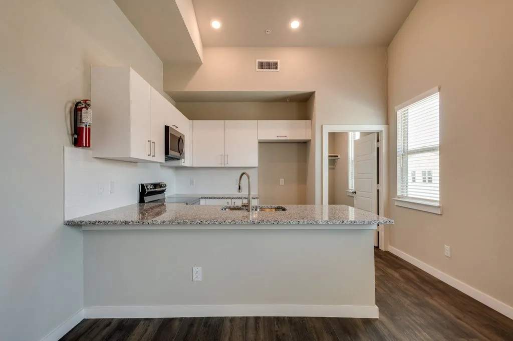 Apartment For Rent in Ellis County , 750 Fallow Drive, Venus, Texas 76084, 2 Bedroom, 2 Bathroom, 1 Garage spaces, 1,274 Sqft, built in 2023, mls#21313113, Real Estate Agent in Venus, Homes For Rent in Ellis county, Homes For Rent in Venus, Realtor in Venus Texas, Real Estate Brokerage Independent Realty Texas, Luminita Cordes Realtor