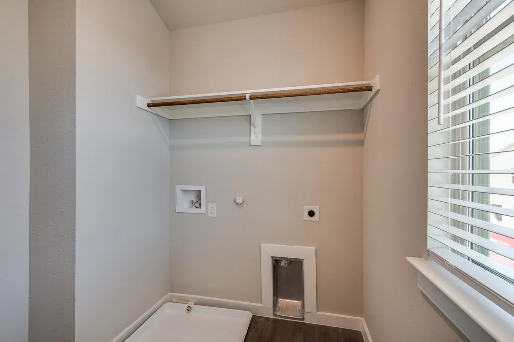Apartment For Rent in Ellis County , 750 Fallow Drive, Venus, Texas 76084, 2 Bedroom, 2 Bathroom, 1 Garage spaces, 1,274 Sqft, built in 2023, mls#21313113, Real Estate Agent in Venus, Homes For Rent in Ellis county, Homes For Rent in Venus, Realtor in Venus Texas, Real Estate Brokerage Independent Realty Texas, Luminita Cordes Realtor