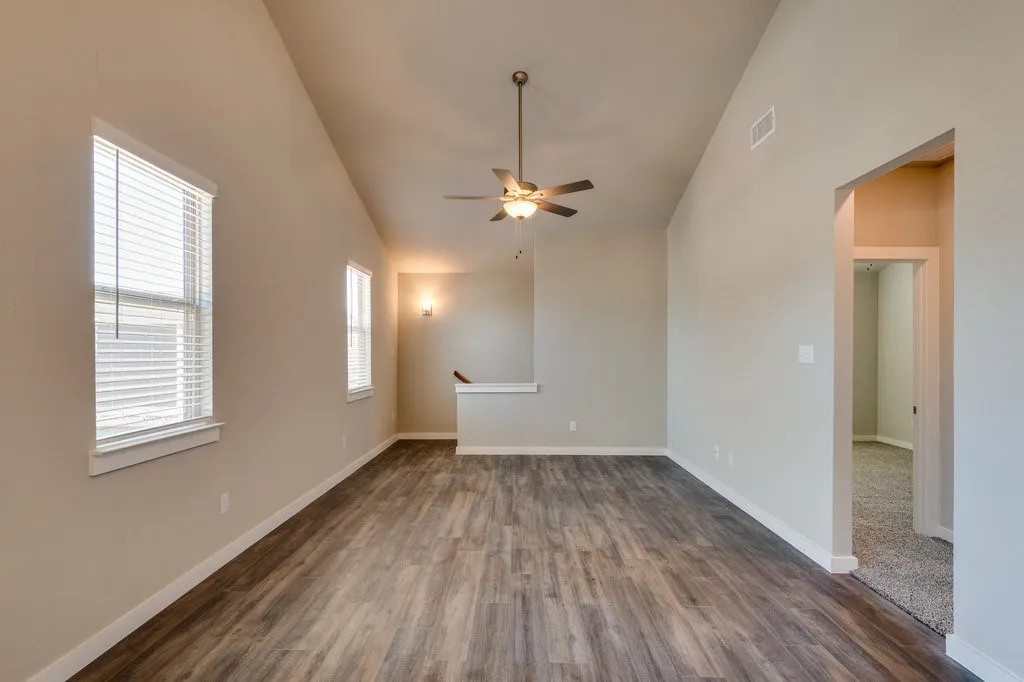 Apartment For Rent in Ellis County , 750 Fallow Drive, Venus, Texas 76084, 2 Bedroom, 2 Bathroom, 1 Garage spaces, 1,274 Sqft, built in 2023, mls#21313113, Real Estate Agent in Venus, Homes For Rent in Ellis county, Homes For Rent in Venus, Realtor in Venus Texas, Real Estate Brokerage Independent Realty Texas, Luminita Cordes Realtor