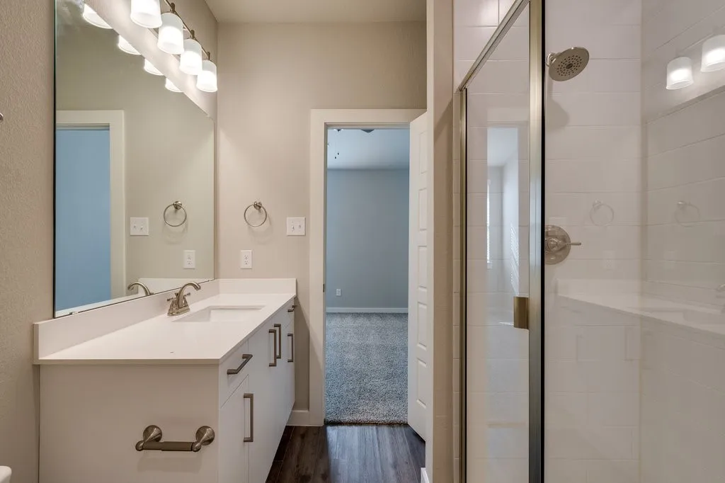 Apartment For Rent in Ellis County , 750 Fallow Drive, Venus, Texas 76084, 2 Bedroom, 2 Bathroom, 1 Garage spaces, 1,274 Sqft, built in 2023, mls#21313113, Real Estate Agent in Venus, Homes For Rent in Ellis county, Homes For Rent in Venus, Realtor in Venus Texas, Real Estate Brokerage Independent Realty Texas, Luminita Cordes Realtor