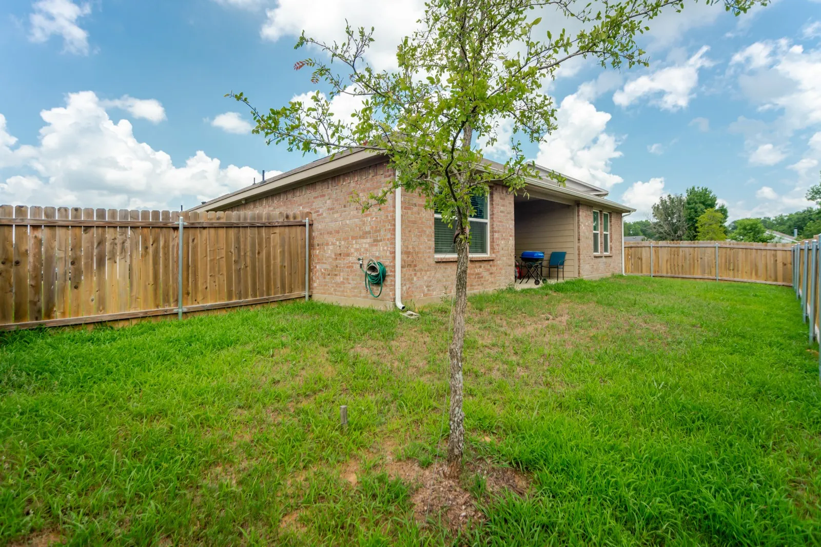 Single Family Residence For Sale in Dallas County , 3635 Chestnut Oak Drive, Dallas, Texas 75253, 4 Bedrooms, 2 Bathrooms, 2 Garage spaces, 1,780 Sqft, built in 2023, Price $295,000, mls#21312273, Real Estate Agent in Dallas, Homes For Sale in Dallas county, Homes For Sale in Dallas, Realtor in Dallas Texas, Real Estate Brokerage Independent Realty Texas, Luminita Cordes Realtor