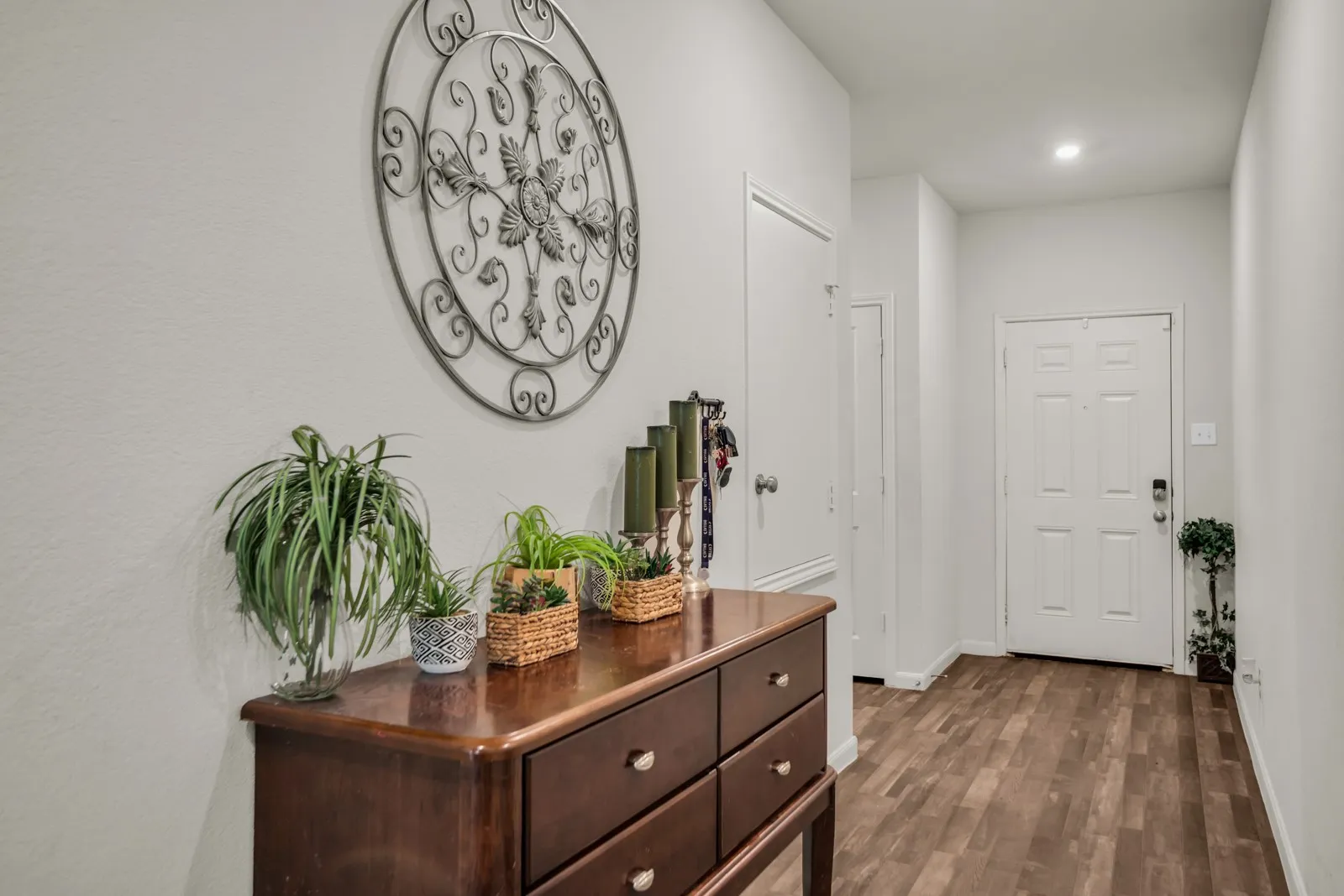 Single Family Residence For Sale in Dallas County , 3635 Chestnut Oak Drive, Dallas, Texas 75253, 4 Bedrooms, 2 Bathrooms, 2 Garage spaces, 1,780 Sqft, built in 2023, Price $295,000, mls#21312273, Real Estate Agent in Dallas, Homes For Sale in Dallas county, Homes For Sale in Dallas, Realtor in Dallas Texas, Real Estate Brokerage Independent Realty Texas, Luminita Cordes Realtor