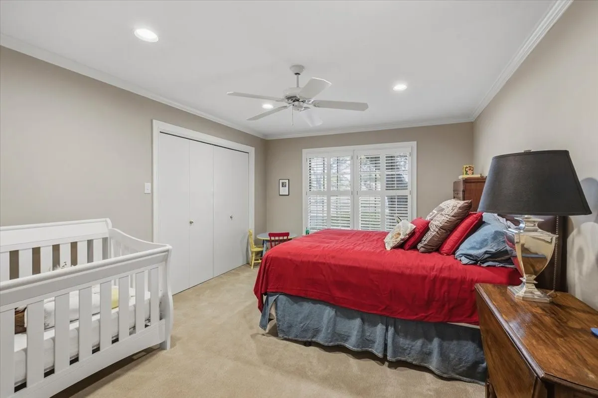 Single Family Residence For Sale in Tarrant County , 2209 Canterbury Drive, Westover Hills, Texas 76107, 4 Bedroom, 4 Bathroom, 3 Garage spaces, 4,124 Sqft, built in 1968, mls#21312764, Real Estate Agent in Westover Hills, Homes For Sale in Tarrant county, Homes For Sale in Westover Hills, Realtor in Westover Hills Texas, Real Estate Brokerage Independent Realty Texas, Luminita Cordes Realtor