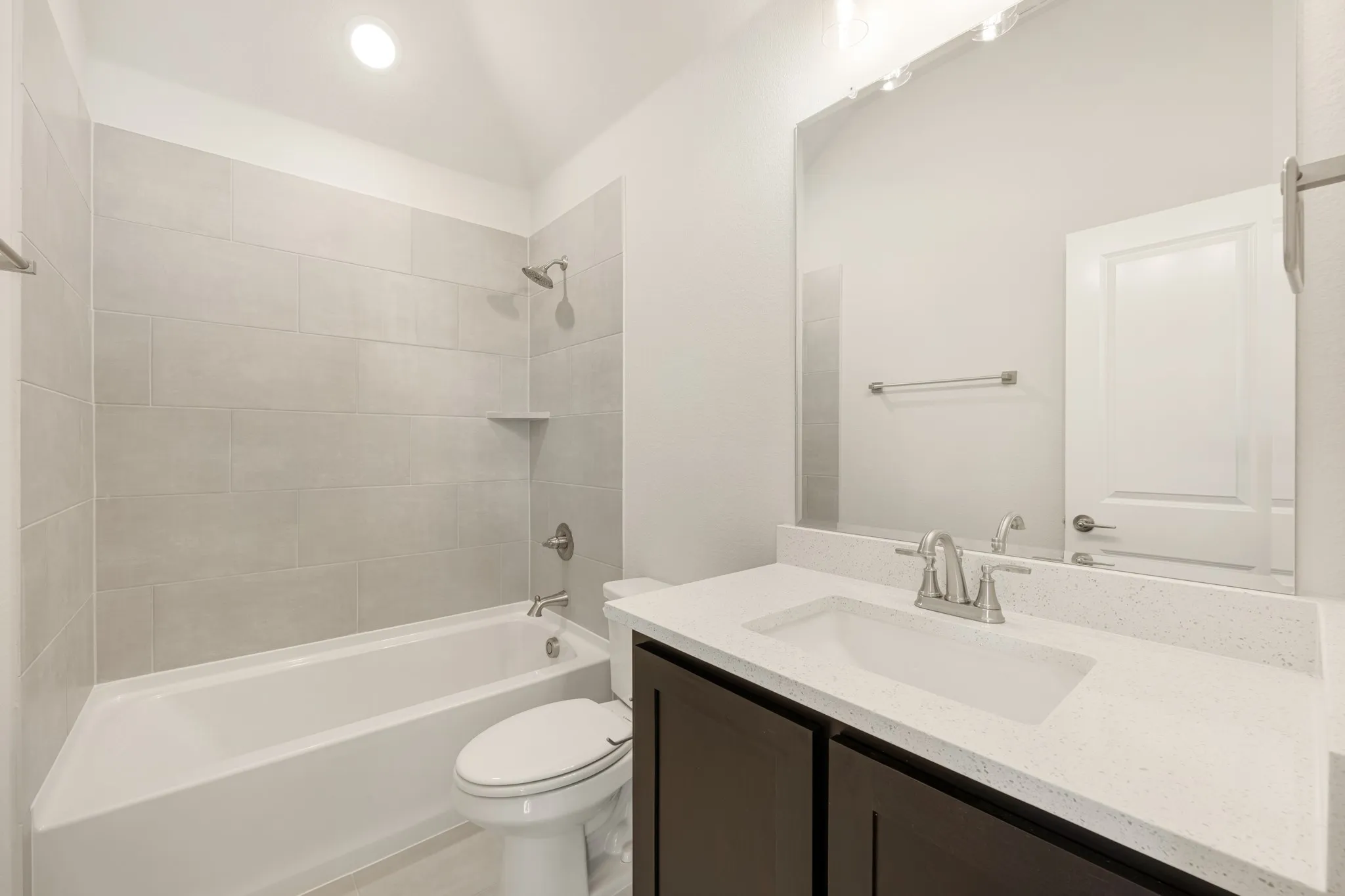 Single Family Residence For Sale in Ellis County , 553 Red Maple Road, Waxahachie, Texas 75165, 4 Bedroom, 3 Bathroom, 3 Garage spaces, 2,452 Sqft, built in 2026, mls#21313200, Real Estate Agent in Waxahachie, Homes For Sale in Ellis county, Homes For Sale in Waxahachie, Realtor in Waxahachie Texas, Real Estate Brokerage Independent Realty Texas, Luminita Cordes Realtor
