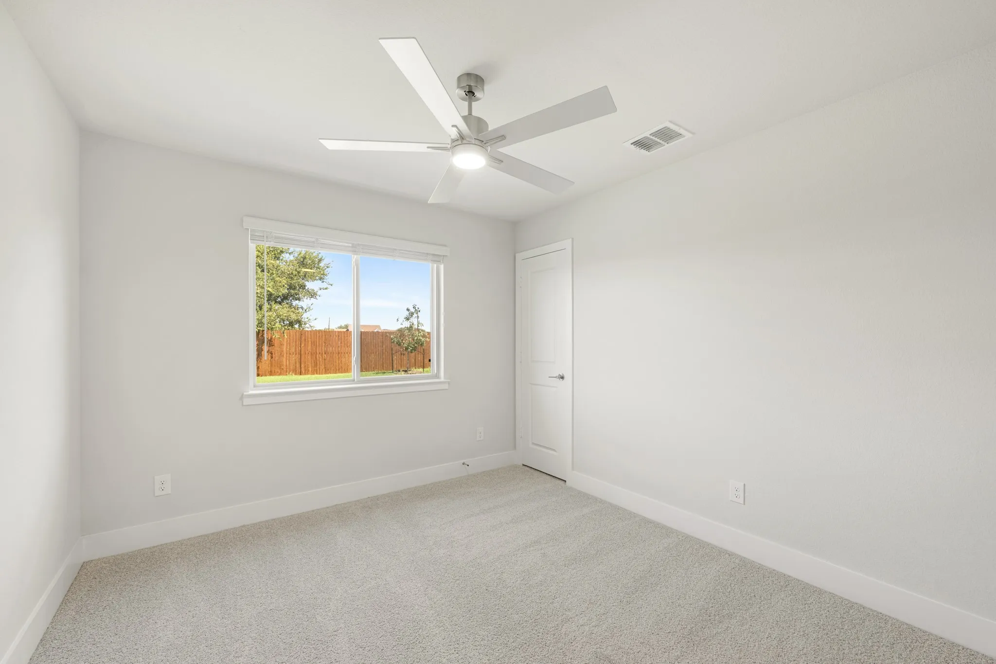 Single Family Residence For Sale in Ellis County , 553 Red Maple Road, Waxahachie, Texas 75165, 4 Bedroom, 3 Bathroom, 3 Garage spaces, 2,452 Sqft, built in 2026, mls#21313200, Real Estate Agent in Waxahachie, Homes For Sale in Ellis county, Homes For Sale in Waxahachie, Realtor in Waxahachie Texas, Real Estate Brokerage Independent Realty Texas, Luminita Cordes Realtor