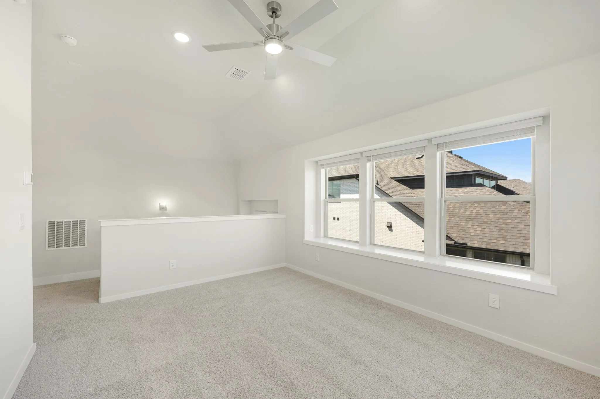 Single Family Residence For Sale in Ellis County , 553 Red Maple Road, Waxahachie, Texas 75165, 4 Bedroom, 3 Bathroom, 3 Garage spaces, 2,452 Sqft, built in 2026, mls#21313200, Real Estate Agent in Waxahachie, Homes For Sale in Ellis county, Homes For Sale in Waxahachie, Realtor in Waxahachie Texas, Real Estate Brokerage Independent Realty Texas, Luminita Cordes Realtor