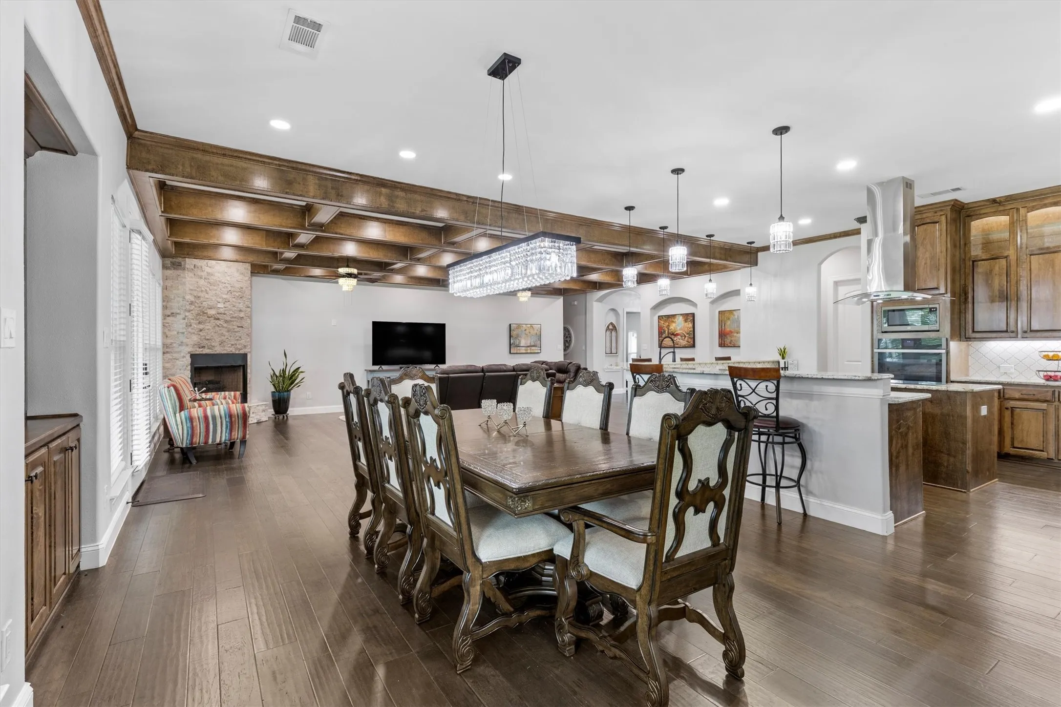 Single Family Residence For Sale in Rockwall County , 1187 N Country Lane, Rockwall, Texas 75087, 4 Bedroom, 4 Bathroom, 2 Garage spaces, 3,500 Sqft, built in 2020, mls#21312332, Real Estate Agent in Rockwall, Homes For Sale in Rockwall county, Homes For Sale in Rockwall, Realtor in Rockwall Texas, Real Estate Brokerage Independent Realty Texas, Luminita Cordes Realtor