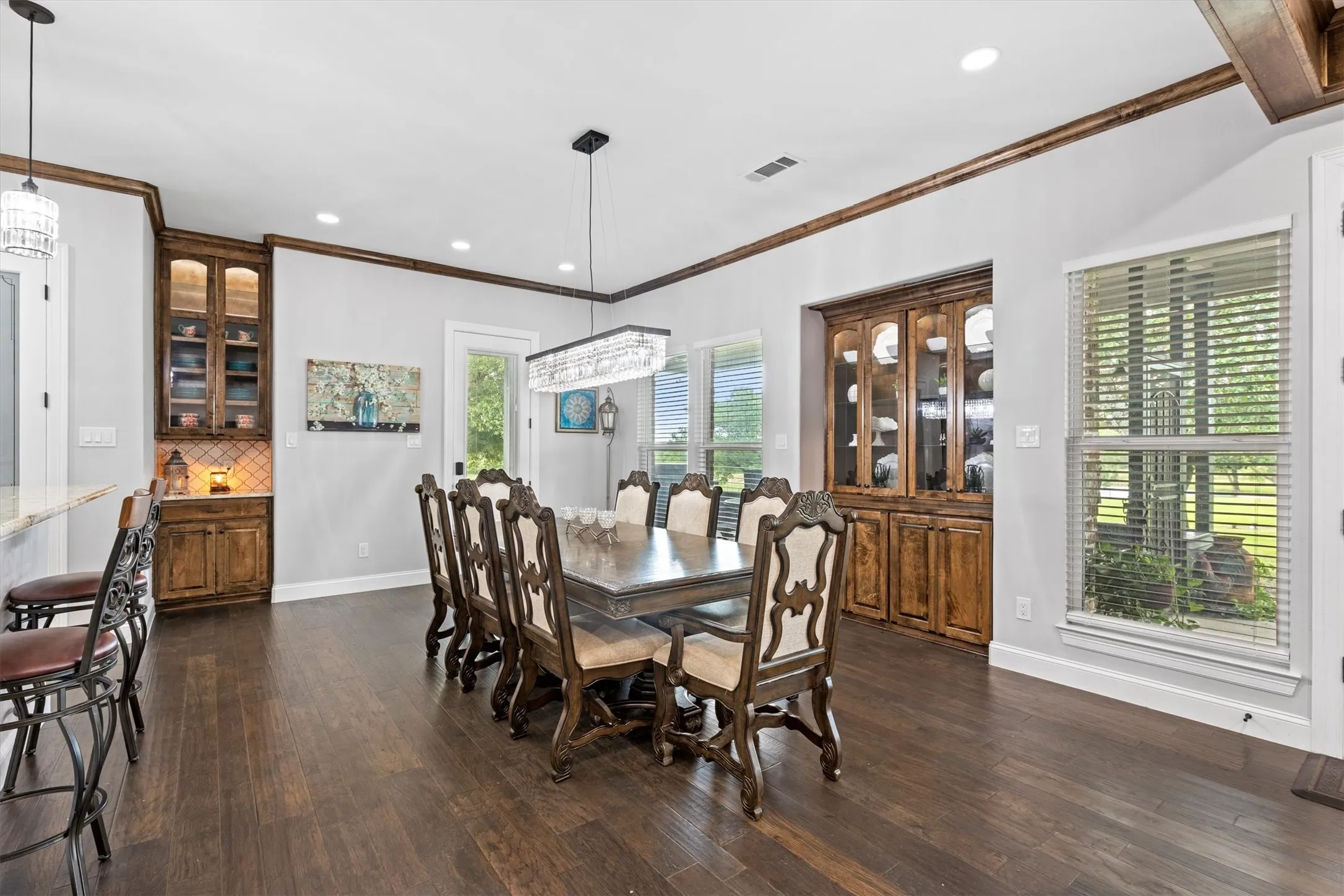 Single Family Residence For Sale in Rockwall County , 1187 N Country Lane, Rockwall, Texas 75087, 4 Bedroom, 4 Bathroom, 2 Garage spaces, 3,500 Sqft, built in 2020, mls#21312332, Real Estate Agent in Rockwall, Homes For Sale in Rockwall county, Homes For Sale in Rockwall, Realtor in Rockwall Texas, Real Estate Brokerage Independent Realty Texas, Luminita Cordes Realtor