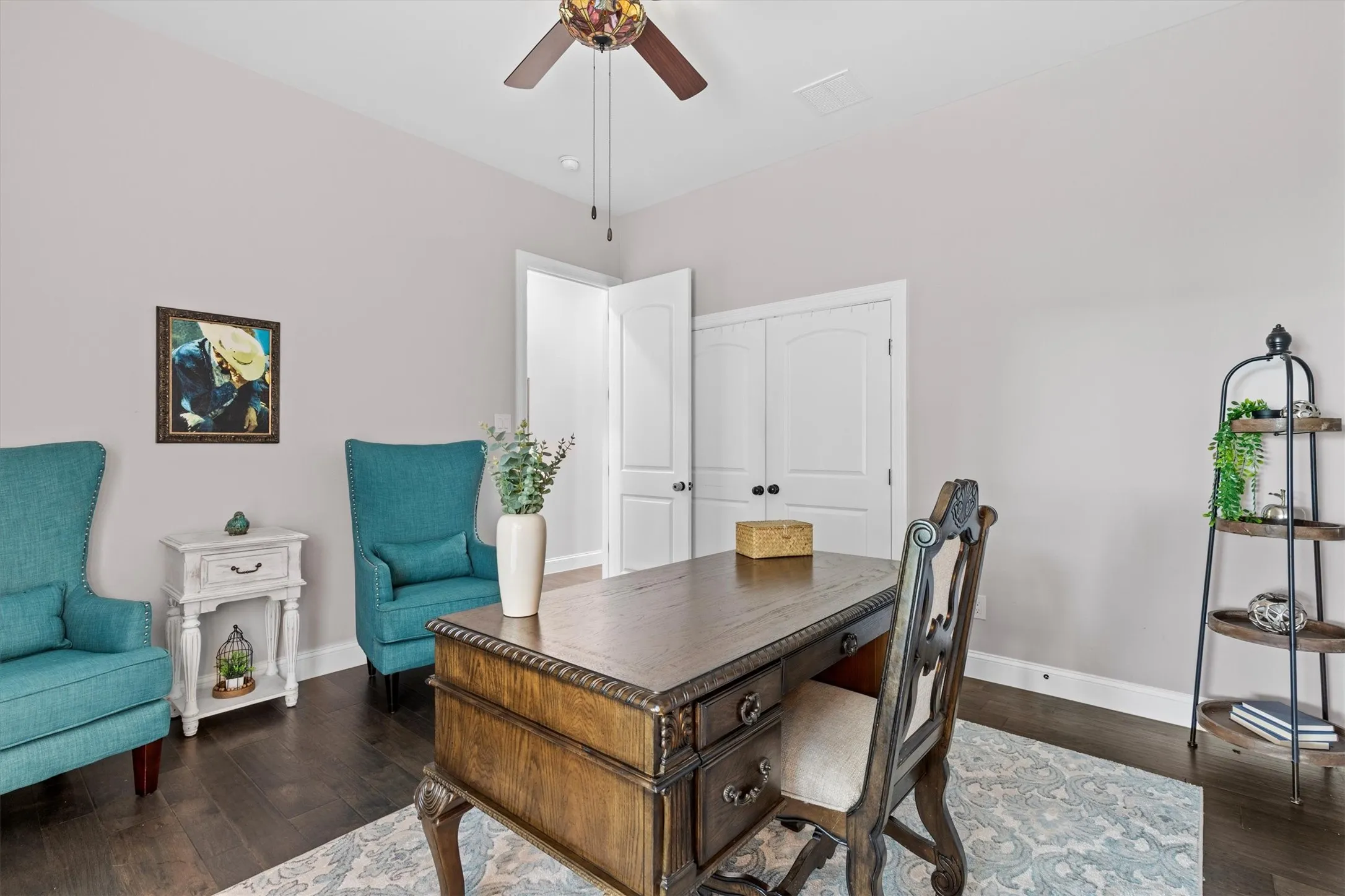 Single Family Residence For Sale in Rockwall County , 1187 N Country Lane, Rockwall, Texas 75087, 4 Bedroom, 4 Bathroom, 2 Garage spaces, 3,500 Sqft, built in 2020, mls#21312332, Real Estate Agent in Rockwall, Homes For Sale in Rockwall county, Homes For Sale in Rockwall, Realtor in Rockwall Texas, Real Estate Brokerage Independent Realty Texas, Luminita Cordes Realtor