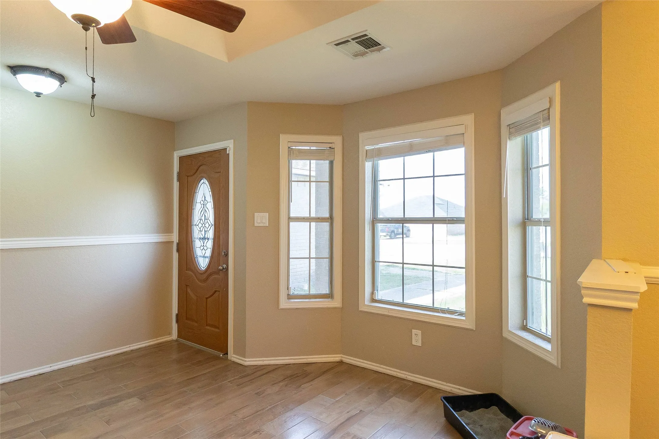 Single Family Residence For Sale in Bell County , 4409 Hank Drive, Killeen, Texas 76549, 4 Bedrooms, 2 Bathrooms, 2 Garage spaces, 1,906 Sqft, built in 2005, Price $240,000, mls#21310215, Real Estate Agent in Killeen, Homes For Sale in Bell county, Homes For Sale in Killeen, Realtor in Killeen Texas, Real Estate Brokerage Independent Realty Texas, Luminita Cordes Realtor