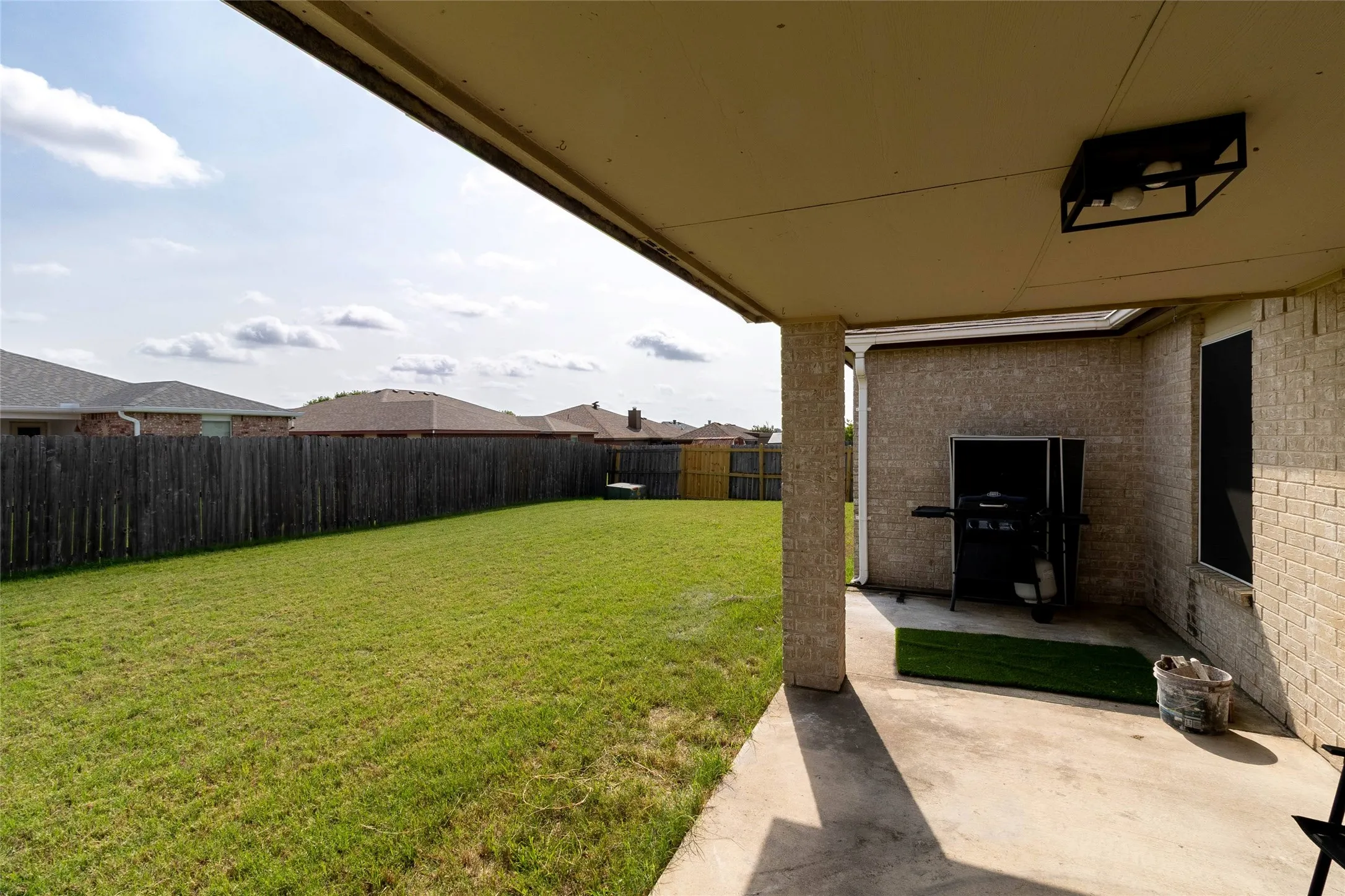 Single Family Residence For Sale in Bell County , 4409 Hank Drive, Killeen, Texas 76549, 4 Bedrooms, 2 Bathrooms, 2 Garage spaces, 1,906 Sqft, built in 2005, Price $240,000, mls#21310215, Real Estate Agent in Killeen, Homes For Sale in Bell county, Homes For Sale in Killeen, Realtor in Killeen Texas, Real Estate Brokerage Independent Realty Texas, Luminita Cordes Realtor
