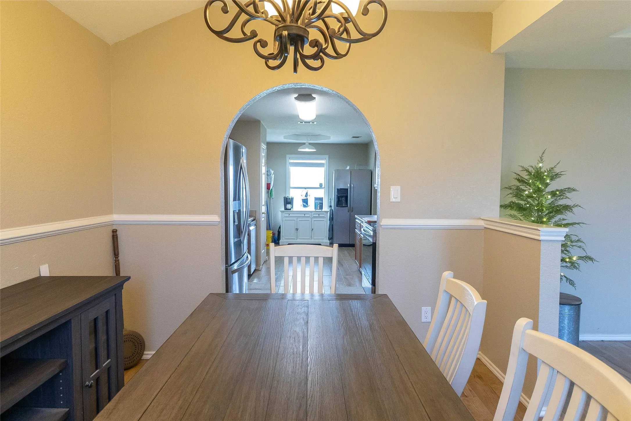 Single Family Residence For Sale in Bell County , 4409 Hank Drive, Killeen, Texas 76549, 4 Bedrooms, 2 Bathrooms, 2 Garage spaces, 1,906 Sqft, built in 2005, Price $240,000, mls#21310215, Real Estate Agent in Killeen, Homes For Sale in Bell county, Homes For Sale in Killeen, Realtor in Killeen Texas, Real Estate Brokerage Independent Realty Texas, Luminita Cordes Realtor