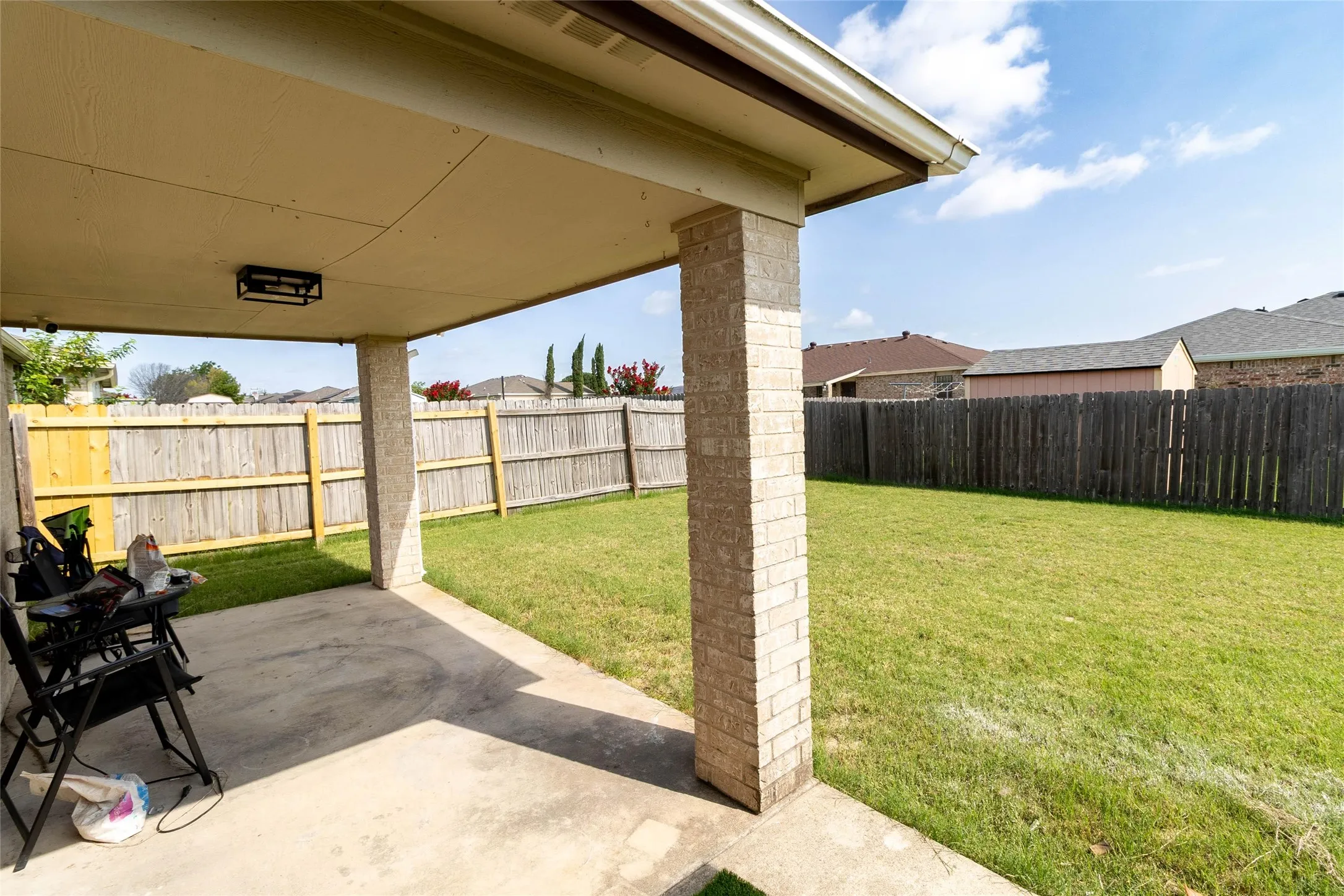 Single Family Residence For Sale in Bell County , 4409 Hank Drive, Killeen, Texas 76549, 4 Bedrooms, 2 Bathrooms, 2 Garage spaces, 1,906 Sqft, built in 2005, Price $240,000, mls#21310215, Real Estate Agent in Killeen, Homes For Sale in Bell county, Homes For Sale in Killeen, Realtor in Killeen Texas, Real Estate Brokerage Independent Realty Texas, Luminita Cordes Realtor