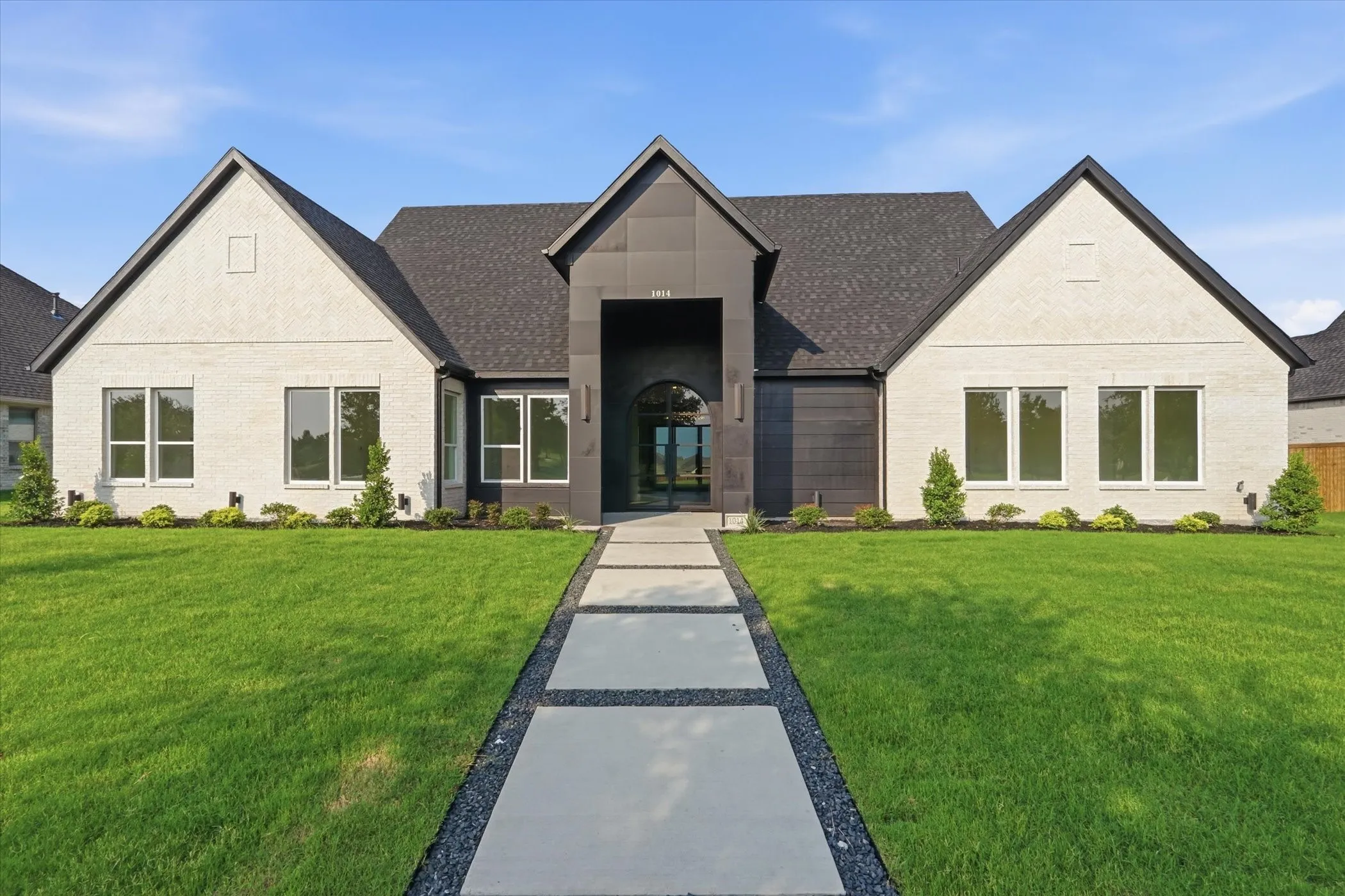 Single Family Residence For Sale in Kaufman County , 1014 Devonshire Drive N, Forney, Texas 75126, 5 Bedroom, 4 Bathroom, 2 Garage spaces, 3,312 Sqft, built in 2026, mls#21309642, Real Estate Agent in Forney, Homes For Sale in Kaufman county, Homes For Sale in Forney, Realtor in Forney Texas, Real Estate Brokerage Independent Realty Texas, Luminita Cordes Realtor