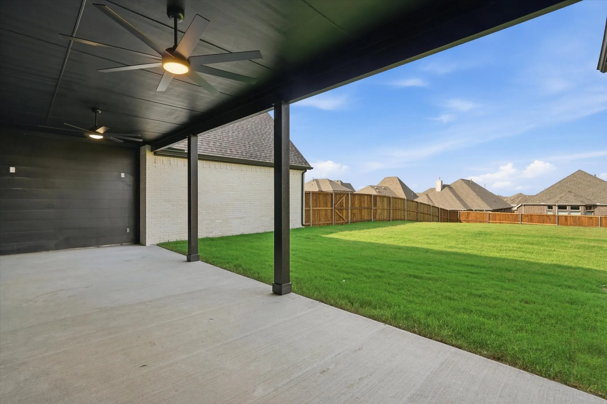 Single Family Residence For Sale in Kaufman County , 1014 Devonshire Drive N, Forney, Texas 75126, 5 Bedroom, 4 Bathroom, 2 Garage spaces, 3,312 Sqft, built in 2026, mls#21309642, Real Estate Agent in Forney, Homes For Sale in Kaufman county, Homes For Sale in Forney, Realtor in Forney Texas, Real Estate Brokerage Independent Realty Texas, Luminita Cordes Realtor