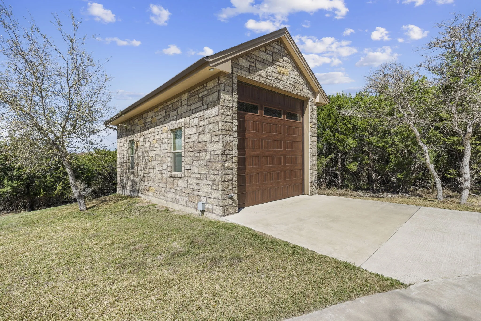 Single Family Residence For Sale in Bell County , 225 Plum Circle, Killeen, Texas 76549, 3 Bedroom, 3 Bathroom, 4 Garage spaces, 2,986 Sqft, built in 2017, mls#21313226, Real Estate Agent in Killeen, Homes For Sale in Bell county, Homes For Sale in Killeen, Realtor in Killeen Texas, Real Estate Brokerage Independent Realty Texas, Luminita Cordes Realtor