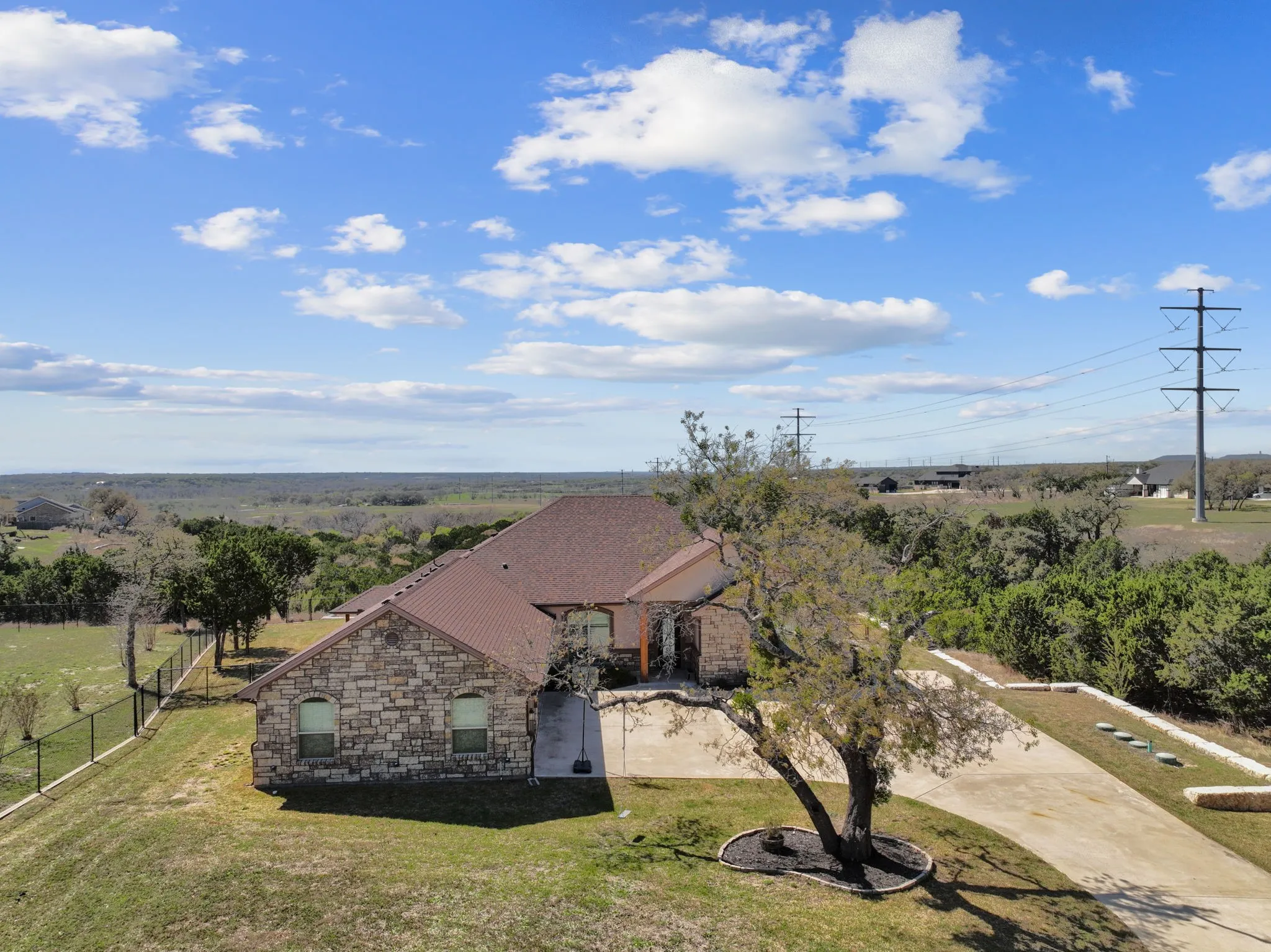 Single Family Residence For Sale in Bell County , 225 Plum Circle, Killeen, Texas 76549, 3 Bedroom, 3 Bathroom, 4 Garage spaces, 2,986 Sqft, built in 2017, mls#21313226, Real Estate Agent in Killeen, Homes For Sale in Bell county, Homes For Sale in Killeen, Realtor in Killeen Texas, Real Estate Brokerage Independent Realty Texas, Luminita Cordes Realtor