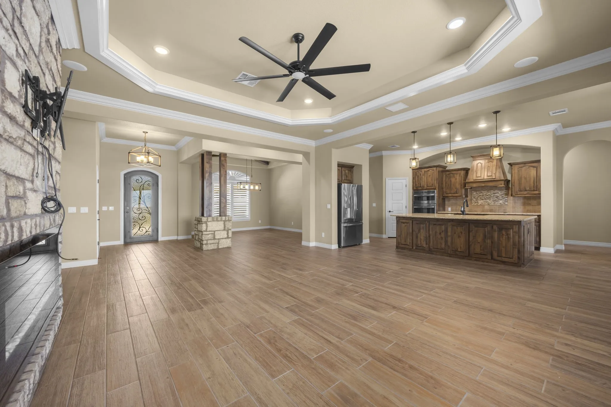 Single Family Residence For Sale in Bell County , 225 Plum Circle, Killeen, Texas 76549, 3 Bedroom, 3 Bathroom, 4 Garage spaces, 2,986 Sqft, built in 2017, mls#21313226, Real Estate Agent in Killeen, Homes For Sale in Bell county, Homes For Sale in Killeen, Realtor in Killeen Texas, Real Estate Brokerage Independent Realty Texas, Luminita Cordes Realtor