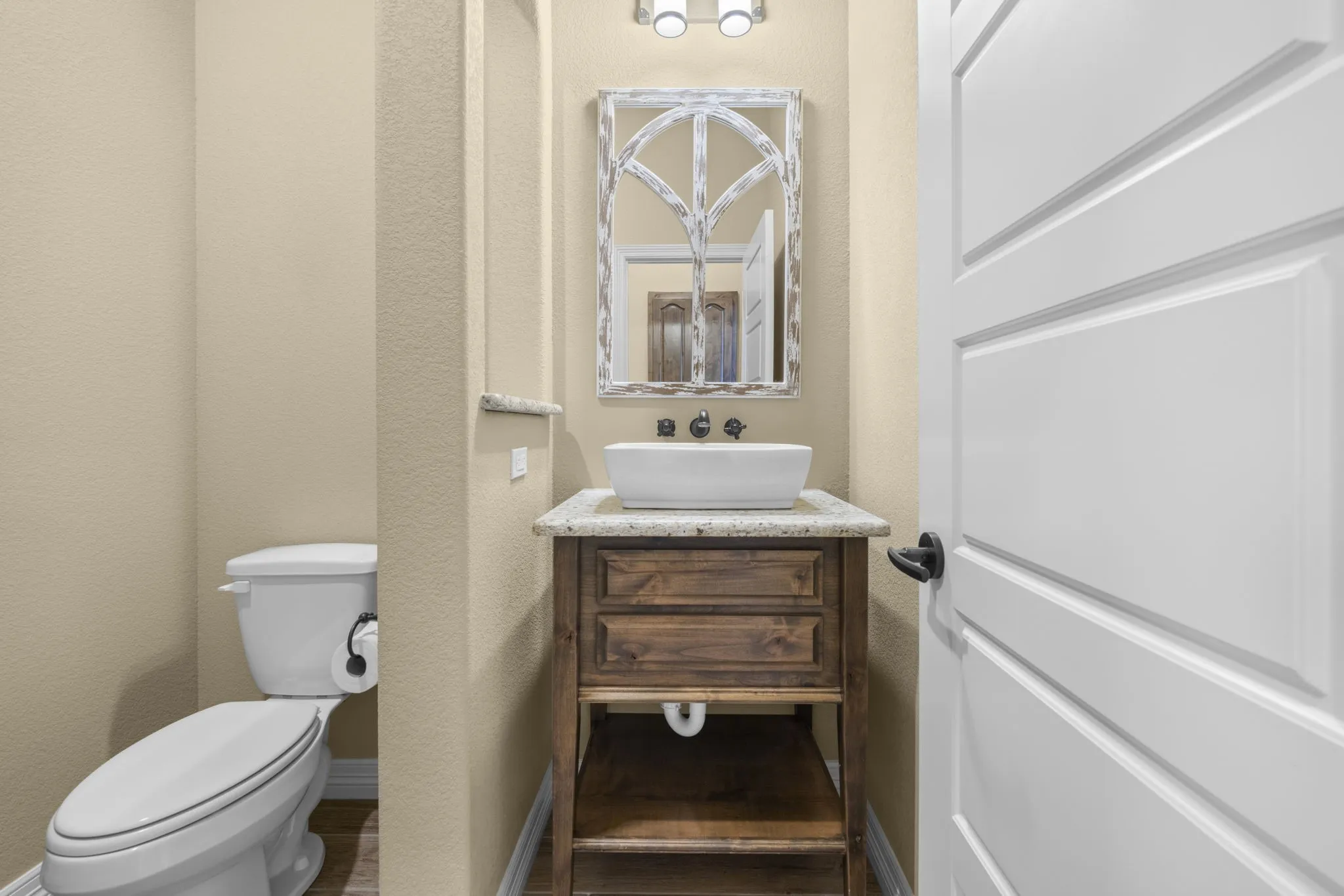 Single Family Residence For Sale in Bell County , 225 Plum Circle, Killeen, Texas 76549, 3 Bedroom, 3 Bathroom, 4 Garage spaces, 2,986 Sqft, built in 2017, mls#21313226, Real Estate Agent in Killeen, Homes For Sale in Bell county, Homes For Sale in Killeen, Realtor in Killeen Texas, Real Estate Brokerage Independent Realty Texas, Luminita Cordes Realtor