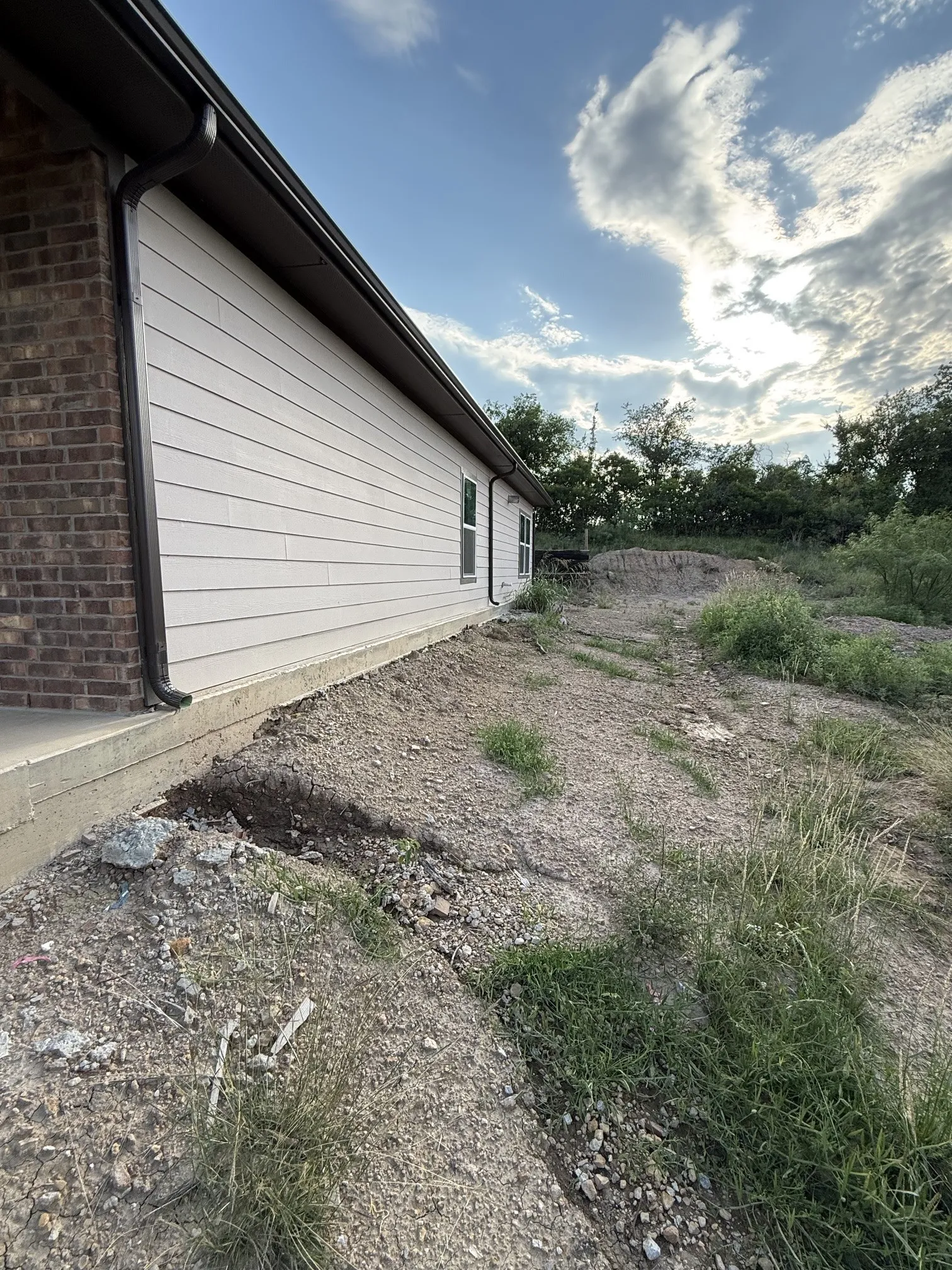 Single Family Residence For Sale in Wise County , 709 Blue Fathom Drive, Runaway Bay, Texas 76426, 3 Bedroom, 2 Bathroom, 2 Garage spaces, 1,850 Sqft, built in 2025, mls#21313123, Real Estate Agent in Runaway Bay, Homes For Sale in Wise county, Homes For Sale in Runaway Bay, Realtor in Runaway Bay Texas, Real Estate Brokerage Independent Realty Texas, Luminita Cordes Realtor