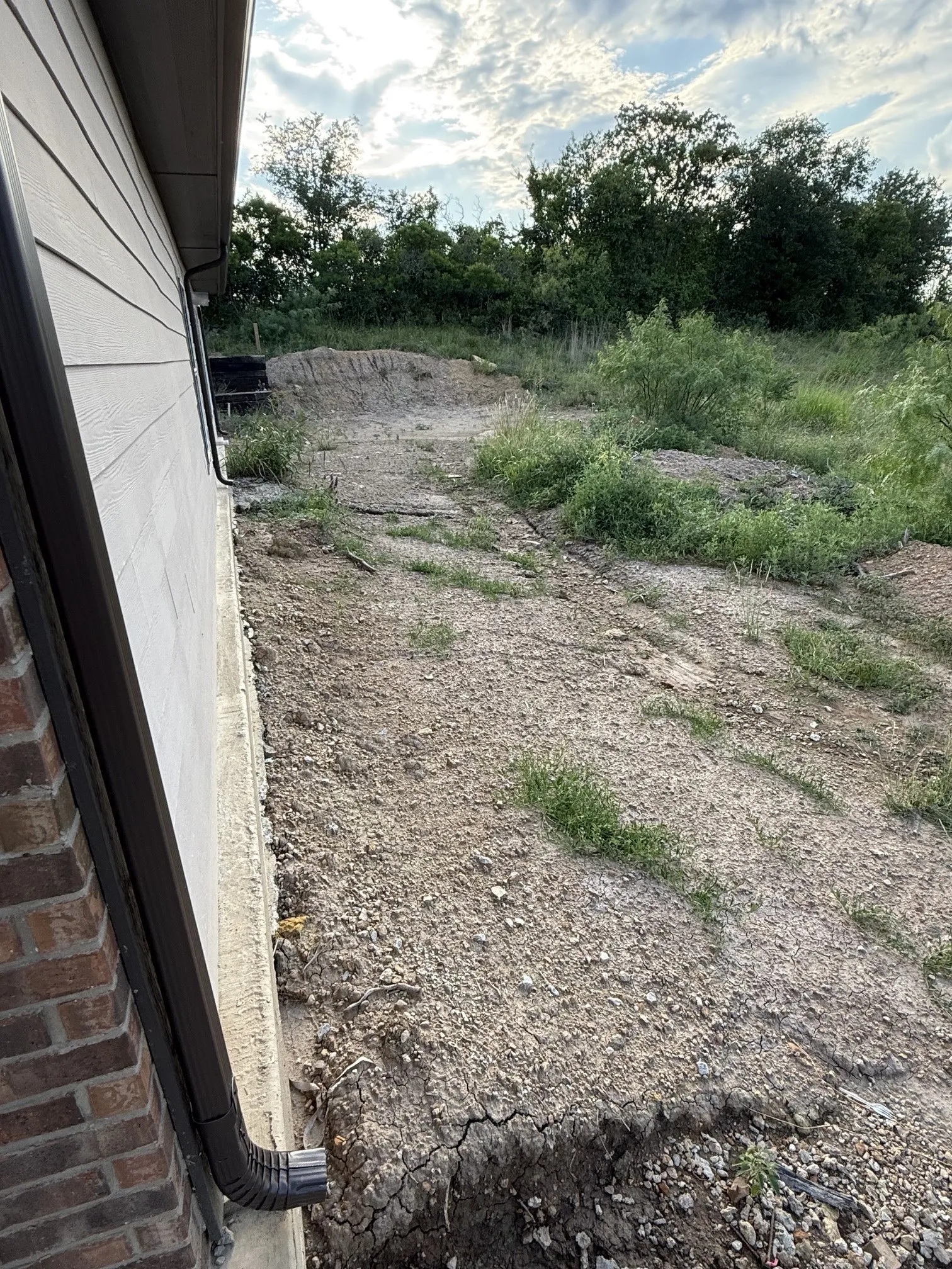 Single Family Residence For Sale in Wise County , 709 Blue Fathom Drive, Runaway Bay, Texas 76426, 3 Bedroom, 2 Bathroom, 2 Garage spaces, 1,850 Sqft, built in 2025, mls#21313123, Real Estate Agent in Runaway Bay, Homes For Sale in Wise county, Homes For Sale in Runaway Bay, Realtor in Runaway Bay Texas, Real Estate Brokerage Independent Realty Texas, Luminita Cordes Realtor