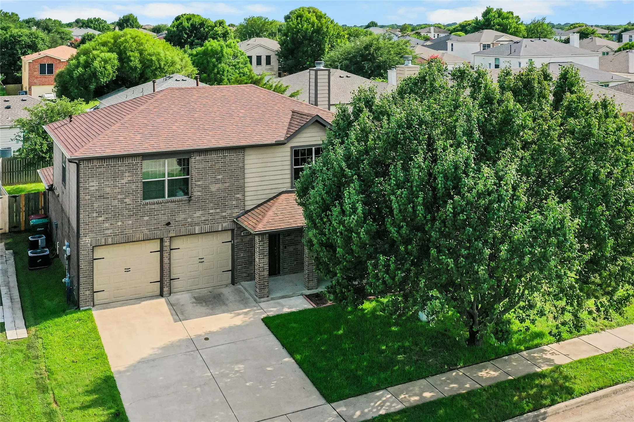 Single Family Residence For Sale in Grayson County , 4204 Quail Run Road, Sherman, Texas 75092, 4 Bedroom, 3 Bathroom, 2 Garage spaces, 2,444 Sqft, built in 2016, mls#21313230, Real Estate Agent in Sherman, Homes For Sale in Grayson county, Homes For Sale in Sherman, Realtor in Sherman Texas, Real Estate Brokerage Independent Realty Texas, Luminita Cordes Realtor