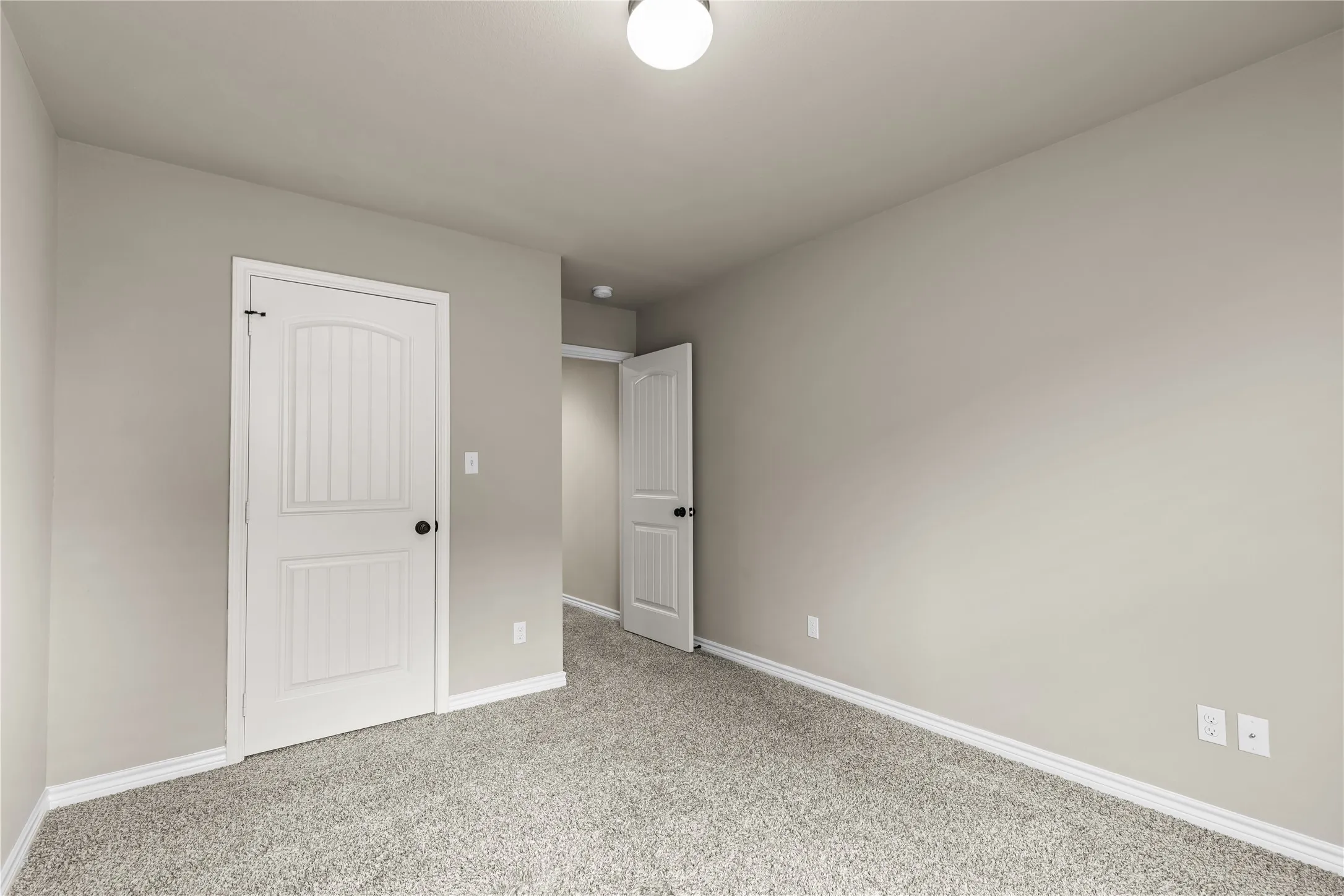 Single Family Residence For Sale in Grayson County , 4204 Quail Run Road, Sherman, Texas 75092, 4 Bedroom, 3 Bathroom, 2 Garage spaces, 2,444 Sqft, built in 2016, mls#21313230, Real Estate Agent in Sherman, Homes For Sale in Grayson county, Homes For Sale in Sherman, Realtor in Sherman Texas, Real Estate Brokerage Independent Realty Texas, Luminita Cordes Realtor