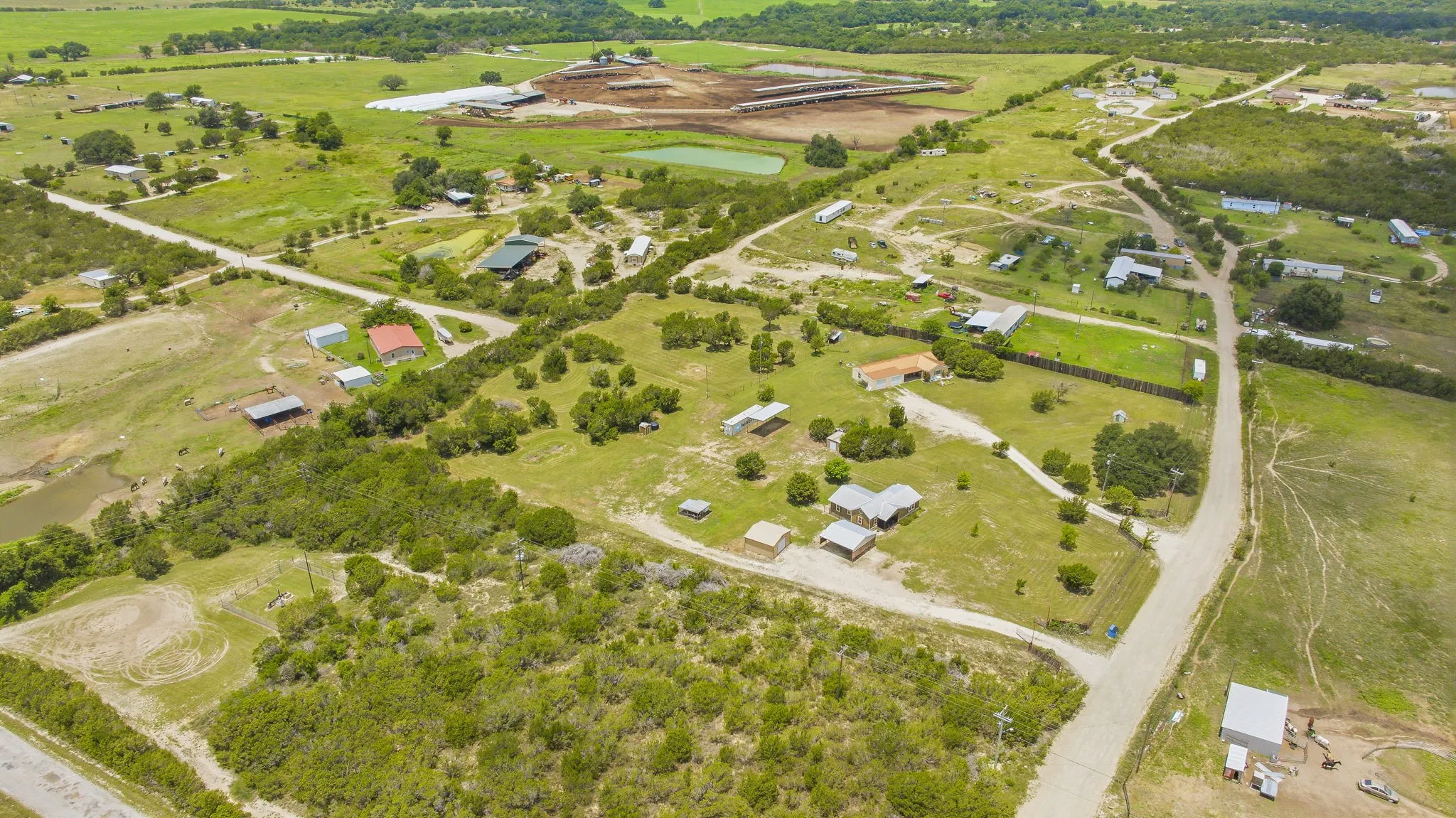 Single Family Residence For Sale in Erath County , 1470 Private Road 701, Stephenville, Texas 76401, 2 Bedroom, 1 Bathroom, Garage spaces, 1,290 Sqft, built in 2010, mls#21311618, Real Estate Agent in Stephenville, Homes For Sale in Erath county, Homes For Sale in Stephenville, Realtor in Stephenville Texas, Real Estate Brokerage Independent Realty Texas, Luminita Cordes Realtor