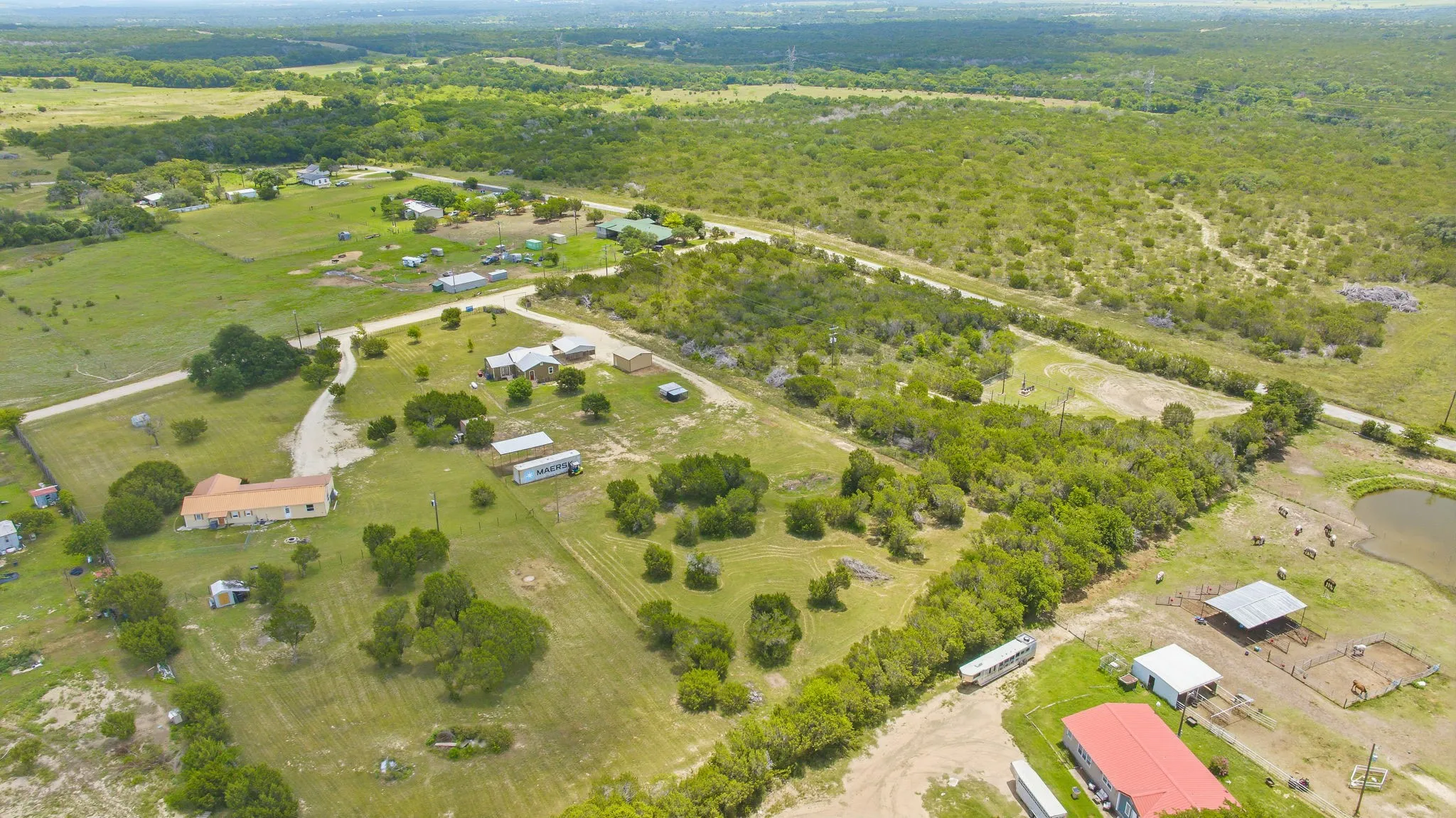 Single Family Residence For Sale in Erath County , 1470 Private Road 701, Stephenville, Texas 76401, 2 Bedroom, 1 Bathroom, Garage spaces, 1,290 Sqft, built in 2010, mls#21311618, Real Estate Agent in Stephenville, Homes For Sale in Erath county, Homes For Sale in Stephenville, Realtor in Stephenville Texas, Real Estate Brokerage Independent Realty Texas, Luminita Cordes Realtor