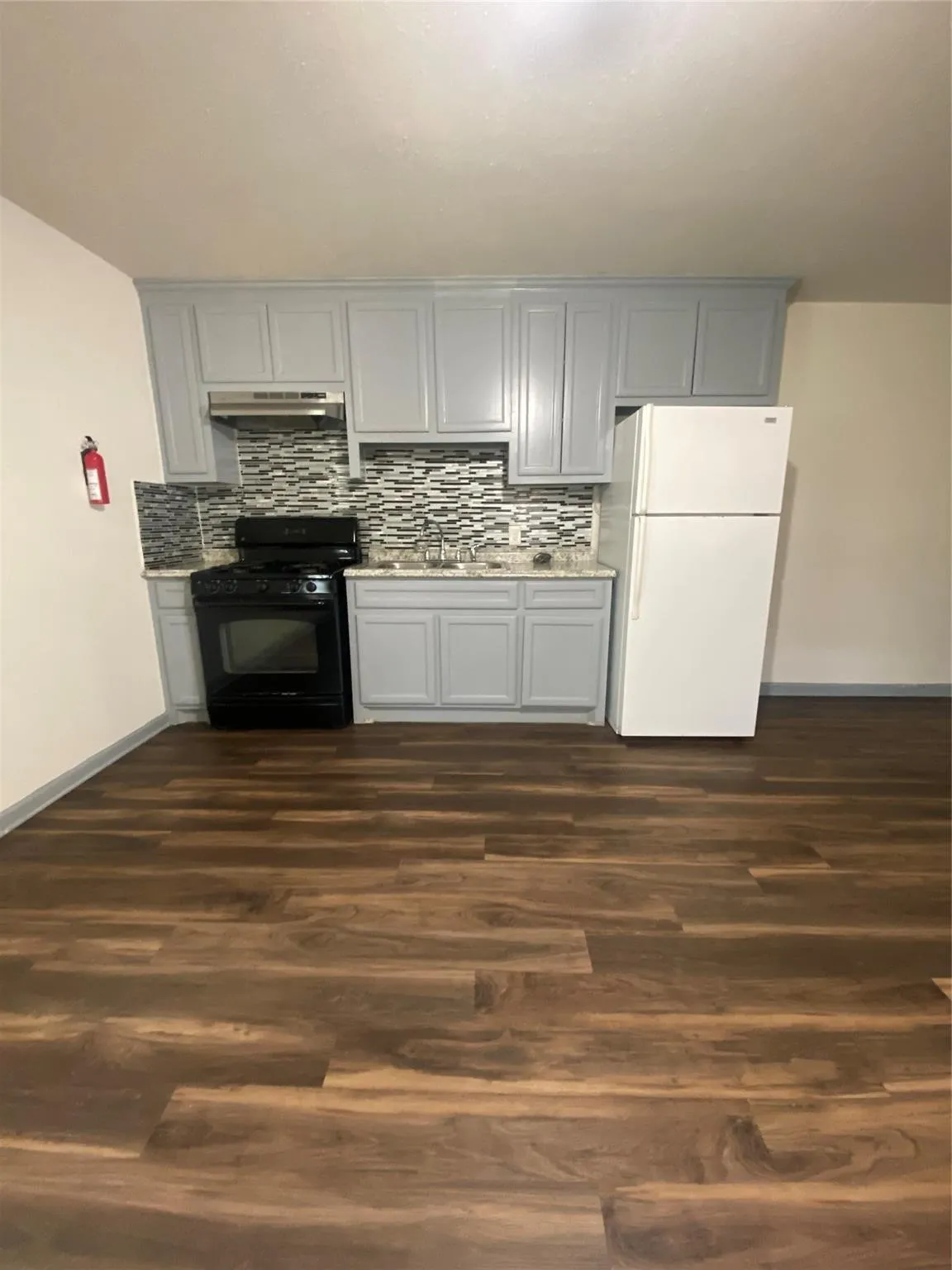Apartment For Sale in Harris County , 5301 Collingsworth, Houston, Texas 77026, 0, 0, Garage spaces, 0 Sqft, built in 1979, Price $850,000, mls#21313238, Real Estate Agent in Houston, Homes For Sale in Harris county, Homes For Sale in Houston, Realtor in Houston Texas, Real Estate Brokerage Independent Realty Texas, Luminita Cordes Realtor