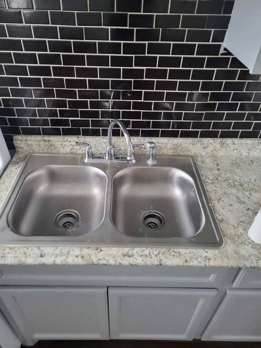 Apartment For Sale in Harris County , 5301 Collingsworth, Houston, Texas 77026, 0, 0, Garage spaces, 0 Sqft, built in 1979, Price $850,000, mls#21313238, Real Estate Agent in Houston, Homes For Sale in Harris county, Homes For Sale in Houston, Realtor in Houston Texas, Real Estate Brokerage Independent Realty Texas, Luminita Cordes Realtor