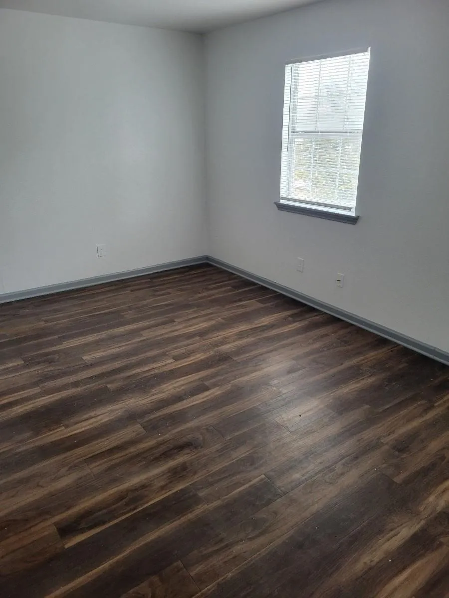 Apartment For Sale in Harris County , 5301 Collingsworth, Houston, Texas 77026, 0, 0, Garage spaces, 0 Sqft, built in 1979, Price $850,000, mls#21313238, Real Estate Agent in Houston, Homes For Sale in Harris county, Homes For Sale in Houston, Realtor in Houston Texas, Real Estate Brokerage Independent Realty Texas, Luminita Cordes Realtor