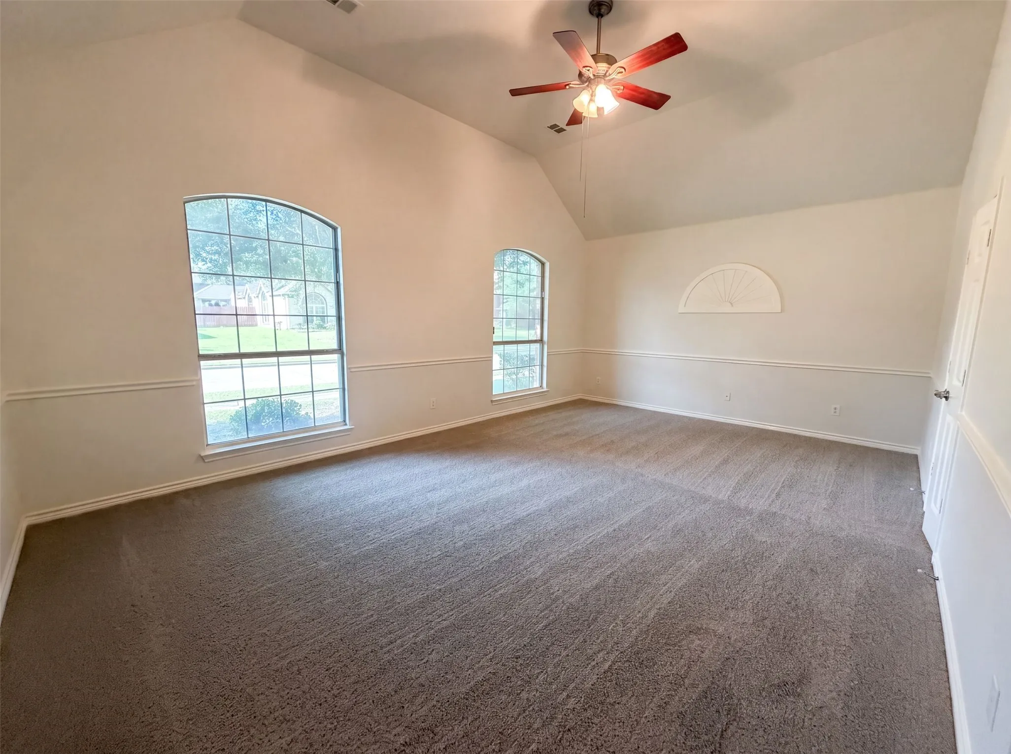 Single Family Residence For Sale in Dallas County , 529 Olympia Street, De Soto, Texas 75115, 4 Bedroom, 3 Bathroom, 2 Garage spaces, 3,266 Sqft, built in 2008, mls#21313248, Real Estate Agent in De Soto, Homes For Sale in Dallas county, Homes For Sale in De Soto, Realtor in De Soto Texas, Real Estate Brokerage Independent Realty Texas, Luminita Cordes Realtor