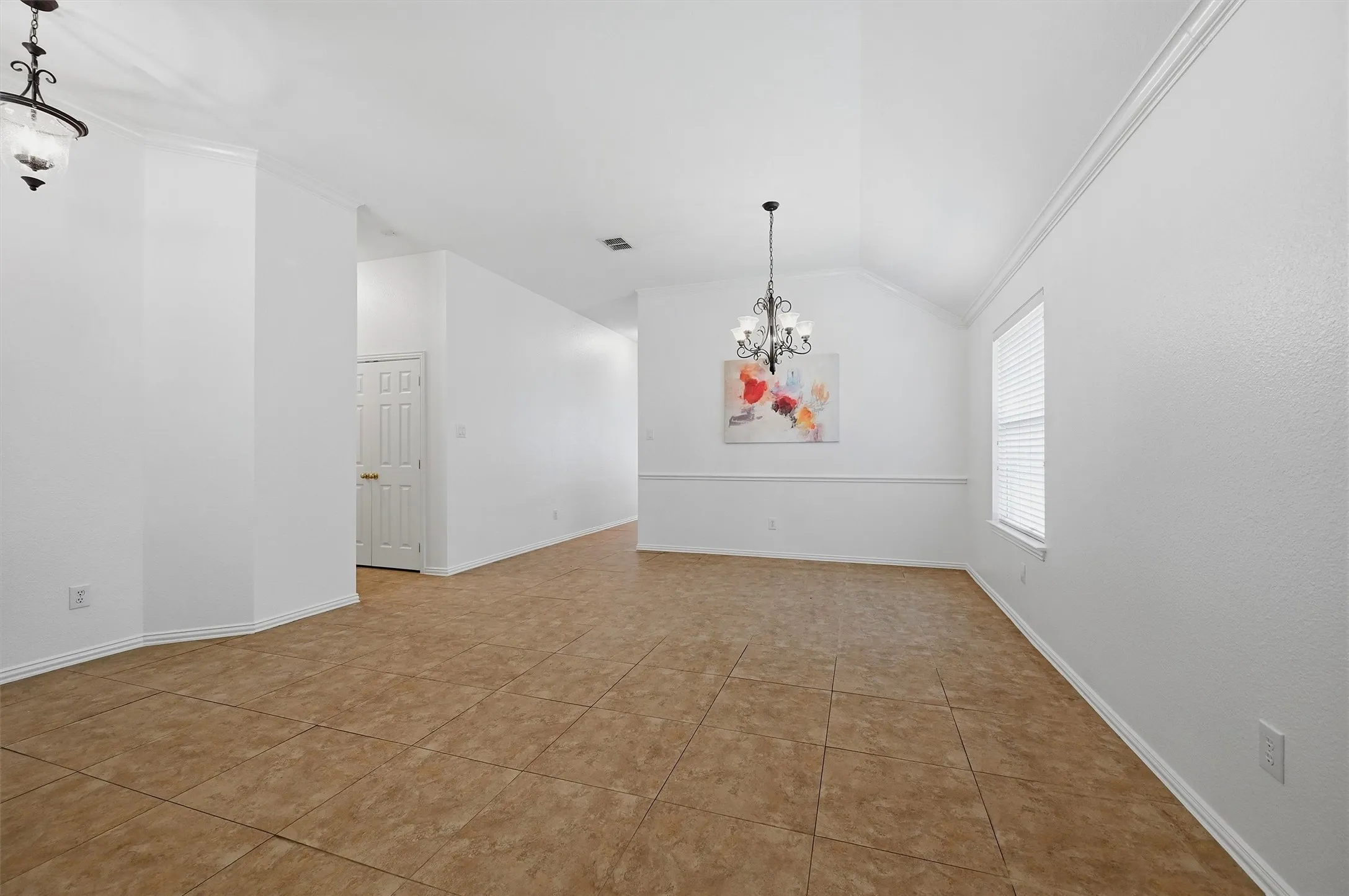 Single Family Residence For Sale in Denton County , 12218 Red Hawk Drive, Frisco, Texas 75033, 3 Bedroom, 2 Bathroom, 2 Garage spaces, 1,947 Sqft, built in 2002, mls#21313104, Real Estate Agent in Frisco, Homes For Sale in Denton county, Homes For Sale in Frisco, Realtor in Frisco Texas, Real Estate Brokerage Independent Realty Texas, Luminita Cordes Realtor