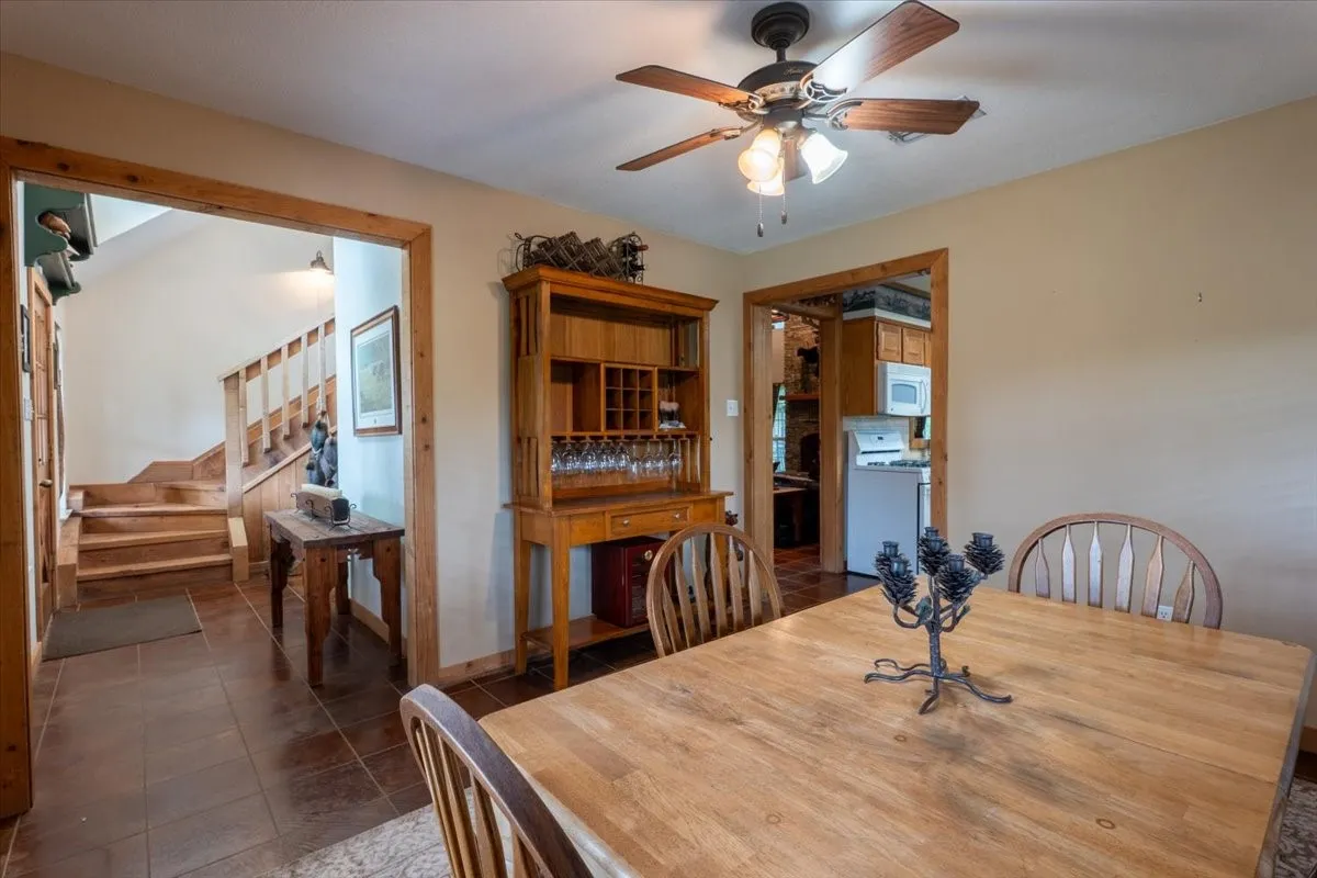 Farm For Sale in Parker County , 3614 Beech Street, Weatherford, Texas 76088, 3 Bedroom, 3 Bathroom, 3 Garage spaces, 2,296 Sqft, built in 1997, mls#21310688, Real Estate Agent in Weatherford, Homes For Sale in Parker county, Homes For Sale in Weatherford, Realtor in Weatherford Texas, Real Estate Brokerage Independent Realty Texas, Luminita Cordes Realtor