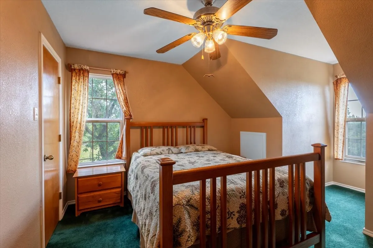 Farm For Sale in Parker County , 3614 Beech Street, Weatherford, Texas 76088, 3 Bedroom, 3 Bathroom, 3 Garage spaces, 2,296 Sqft, built in 1997, mls#21310688, Real Estate Agent in Weatherford, Homes For Sale in Parker county, Homes For Sale in Weatherford, Realtor in Weatherford Texas, Real Estate Brokerage Independent Realty Texas, Luminita Cordes Realtor