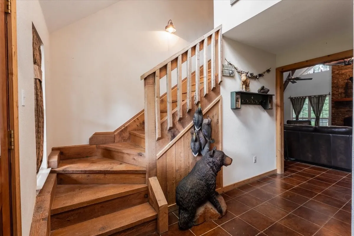 Farm For Sale in Parker County , 3614 Beech Street, Weatherford, Texas 76088, 3 Bedroom, 3 Bathroom, 3 Garage spaces, 2,296 Sqft, built in 1997, mls#21310688, Real Estate Agent in Weatherford, Homes For Sale in Parker county, Homes For Sale in Weatherford, Realtor in Weatherford Texas, Real Estate Brokerage Independent Realty Texas, Luminita Cordes Realtor