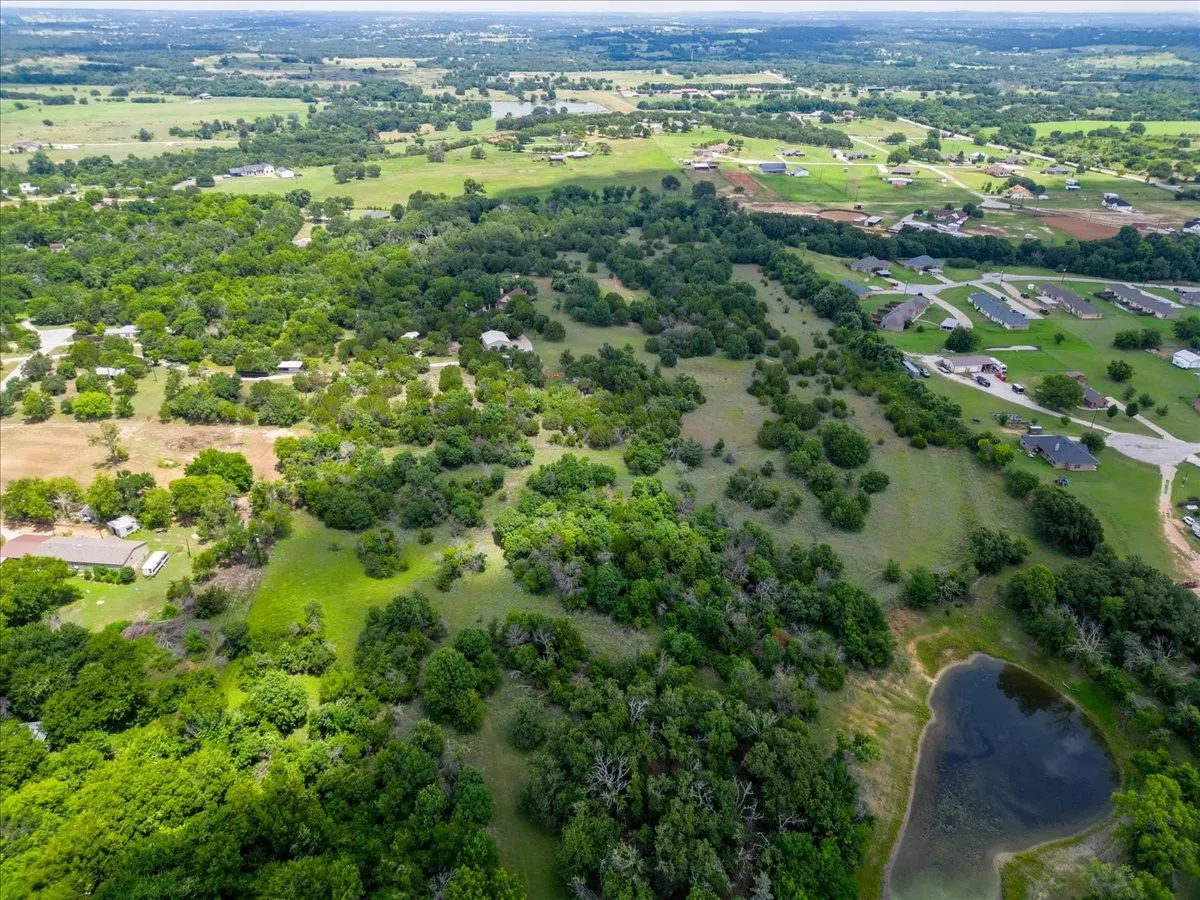 Farm For Sale in Parker County , 3614 Beech Street, Weatherford, Texas 76088, 3 Bedroom, 3 Bathroom, 3 Garage spaces, 2,296 Sqft, built in 1997, mls#21310688, Real Estate Agent in Weatherford, Homes For Sale in Parker county, Homes For Sale in Weatherford, Realtor in Weatherford Texas, Real Estate Brokerage Independent Realty Texas, Luminita Cordes Realtor