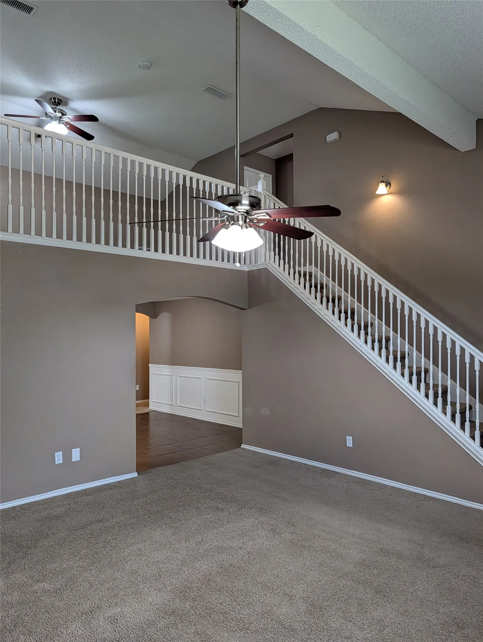 Single Family Residence For Rent in Tarrant County , 700 Flamingo Drive, Saginaw, Texas 76131, 5 Bedroom, 3 Bathroom, 2 Garage spaces, 2,272 Sqft, built in 2003, mls#21313270, Real Estate Agent in Saginaw, Homes For Rent in Tarrant county, Homes For Rent in Saginaw, Realtor in Saginaw Texas, Real Estate Brokerage Independent Realty Texas, Luminita Cordes Realtor