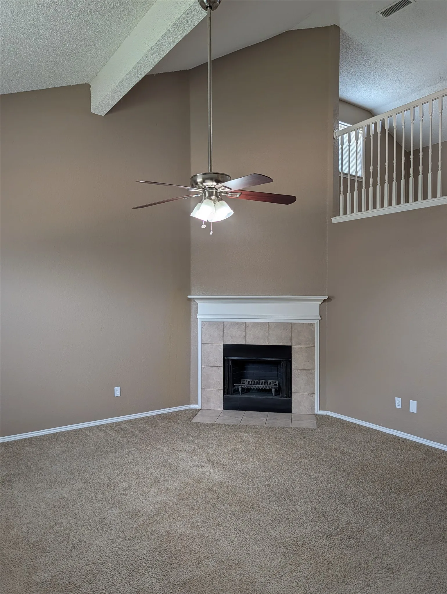 Single Family Residence For Rent in Tarrant County , 700 Flamingo Drive, Saginaw, Texas 76131, 5 Bedroom, 3 Bathroom, 2 Garage spaces, 2,272 Sqft, built in 2003, mls#21313270, Real Estate Agent in Saginaw, Homes For Rent in Tarrant county, Homes For Rent in Saginaw, Realtor in Saginaw Texas, Real Estate Brokerage Independent Realty Texas, Luminita Cordes Realtor