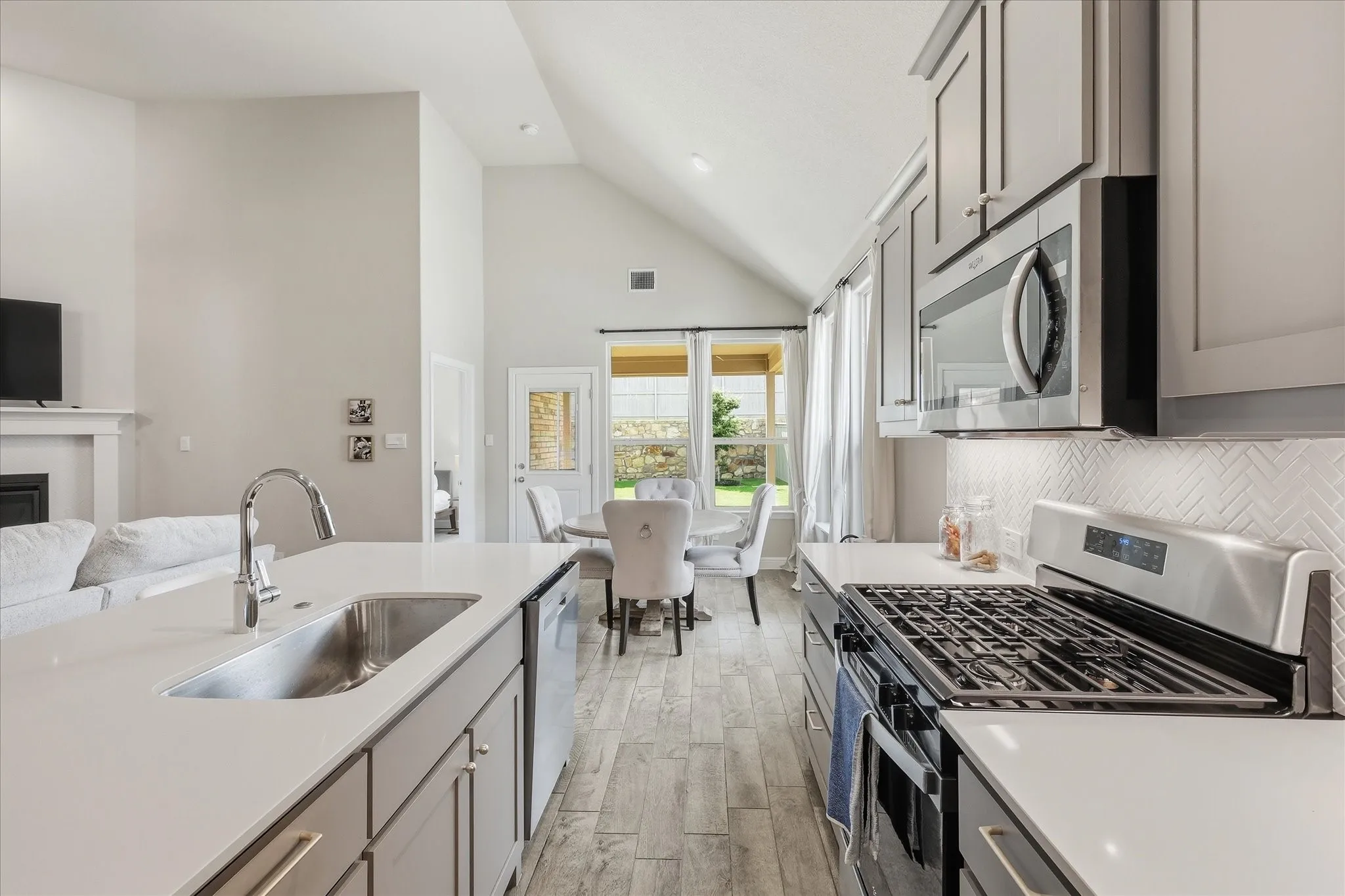 Single Family Residence For Rent in Denton County , 1212 Trailblazer Way, Northlake, Texas 76247, 4 Bedroom, 2 Bathroom, 2 Garage spaces, 1,809 Sqft, built in 2023, mls#21311143, Real Estate Agent in Northlake, Homes For Rent in Denton county, Homes For Rent in Northlake, Realtor in Northlake Texas, Real Estate Brokerage Independent Realty Texas, Luminita Cordes Realtor