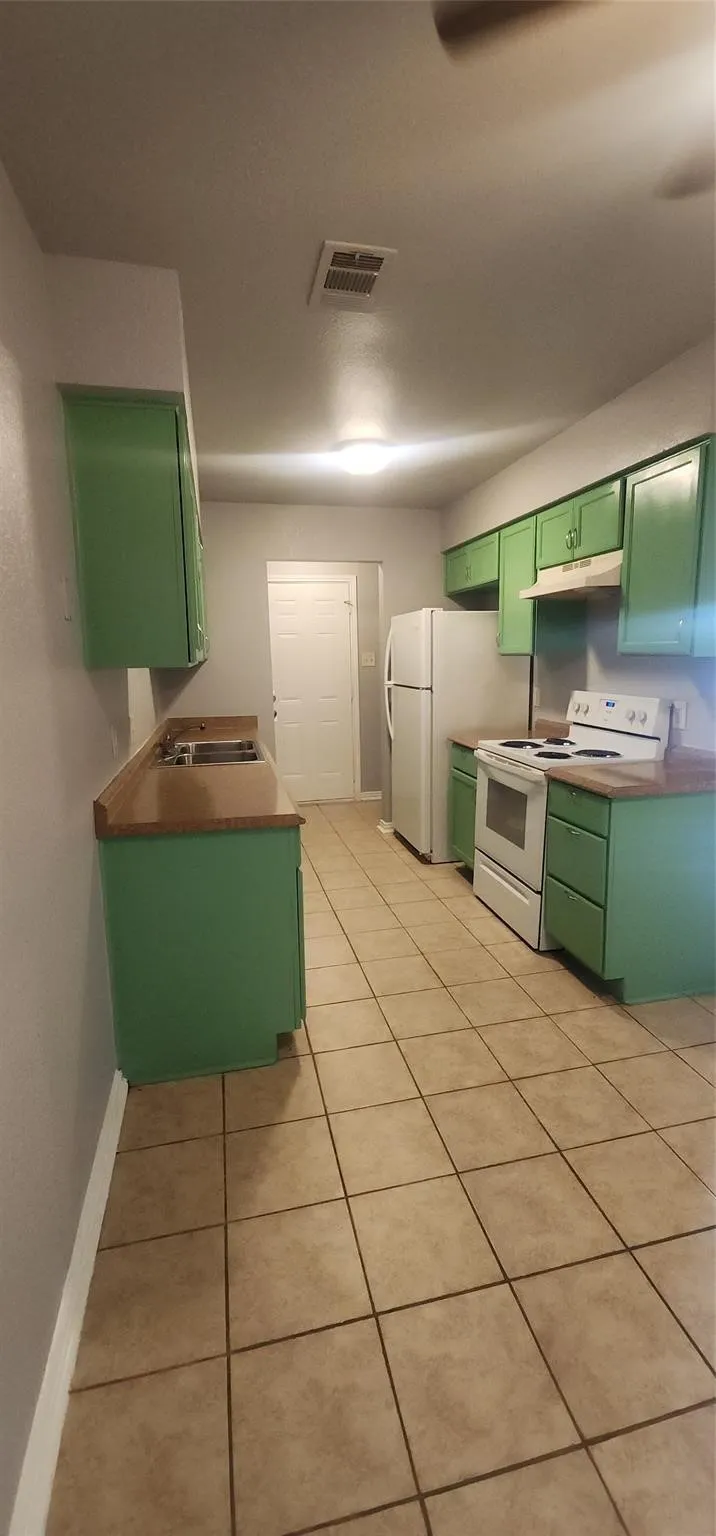 Duplex For Sale in Tarrant County , 6721 Loma Vista Drive 6721 6723, Fort Worth, Texas 76133, 0, 0, Garage spaces, 0 Sqft, built in 1983, mls#21313290, Real Estate Agent in Fort Worth, Homes For Sale in Tarrant county, Homes For Sale in Fort Worth, Realtor in Fort Worth Texas, Real Estate Brokerage Independent Realty Texas, Luminita Cordes Realtor